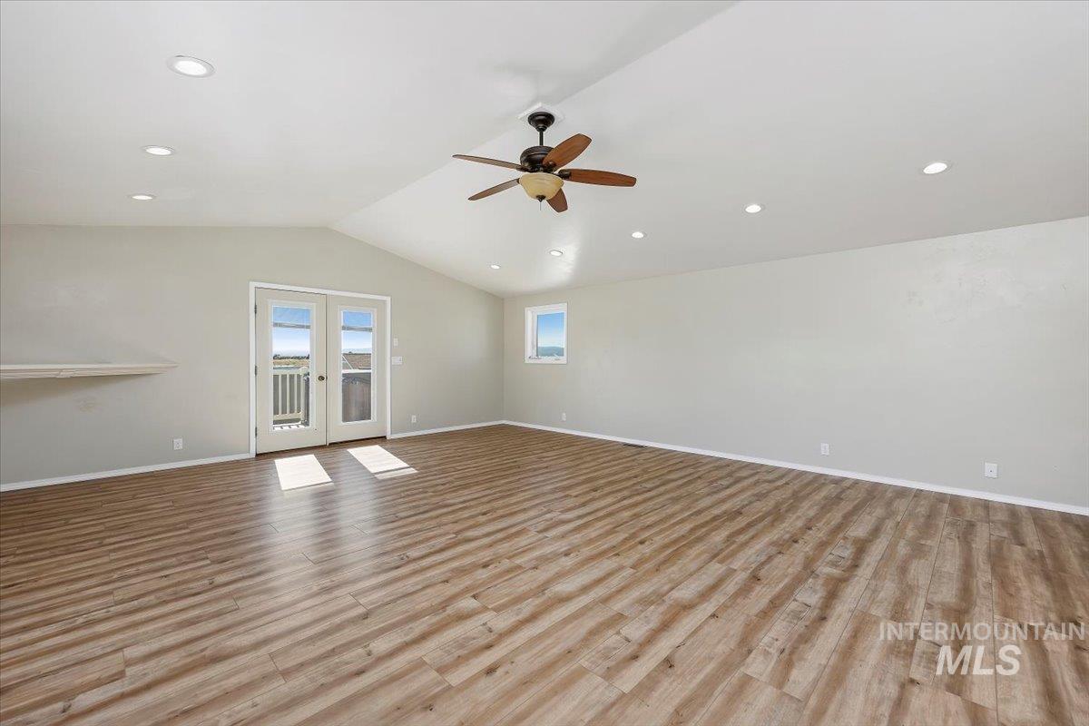 2918 N 2600 E, Twin Falls, Idaho 83301, 5 Bedrooms, 2 Bathrooms, Residential For Sale, Price $499,900,MLS 98956607