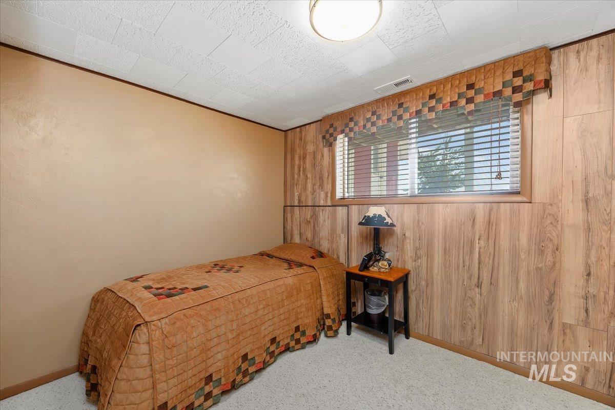 2918 N 2600 E, Twin Falls, Idaho 83301, 5 Bedrooms, 2 Bathrooms, Residential For Sale, Price $499,900,MLS 98956607