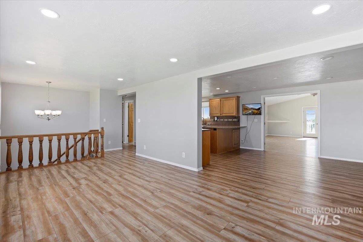 2918 N 2600 E, Twin Falls, Idaho 83301, 5 Bedrooms, 2 Bathrooms, Residential For Sale, Price $499,900,MLS 98956607