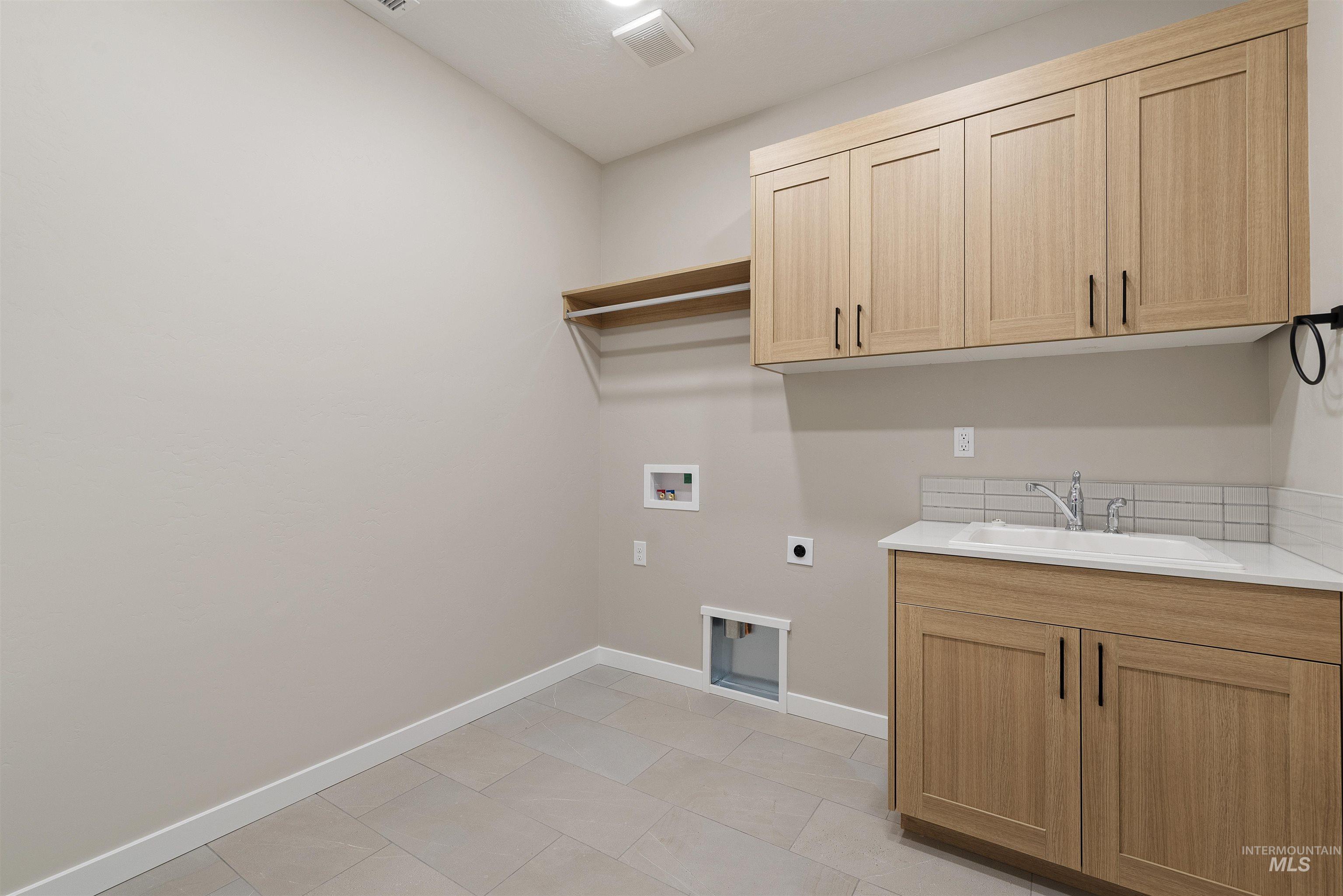 1935 W Bittern St., Nampa, Idaho 83686, 3 Bedrooms, 2 Bathrooms, Residential For Sale, Price $548,900,MLS 98956623