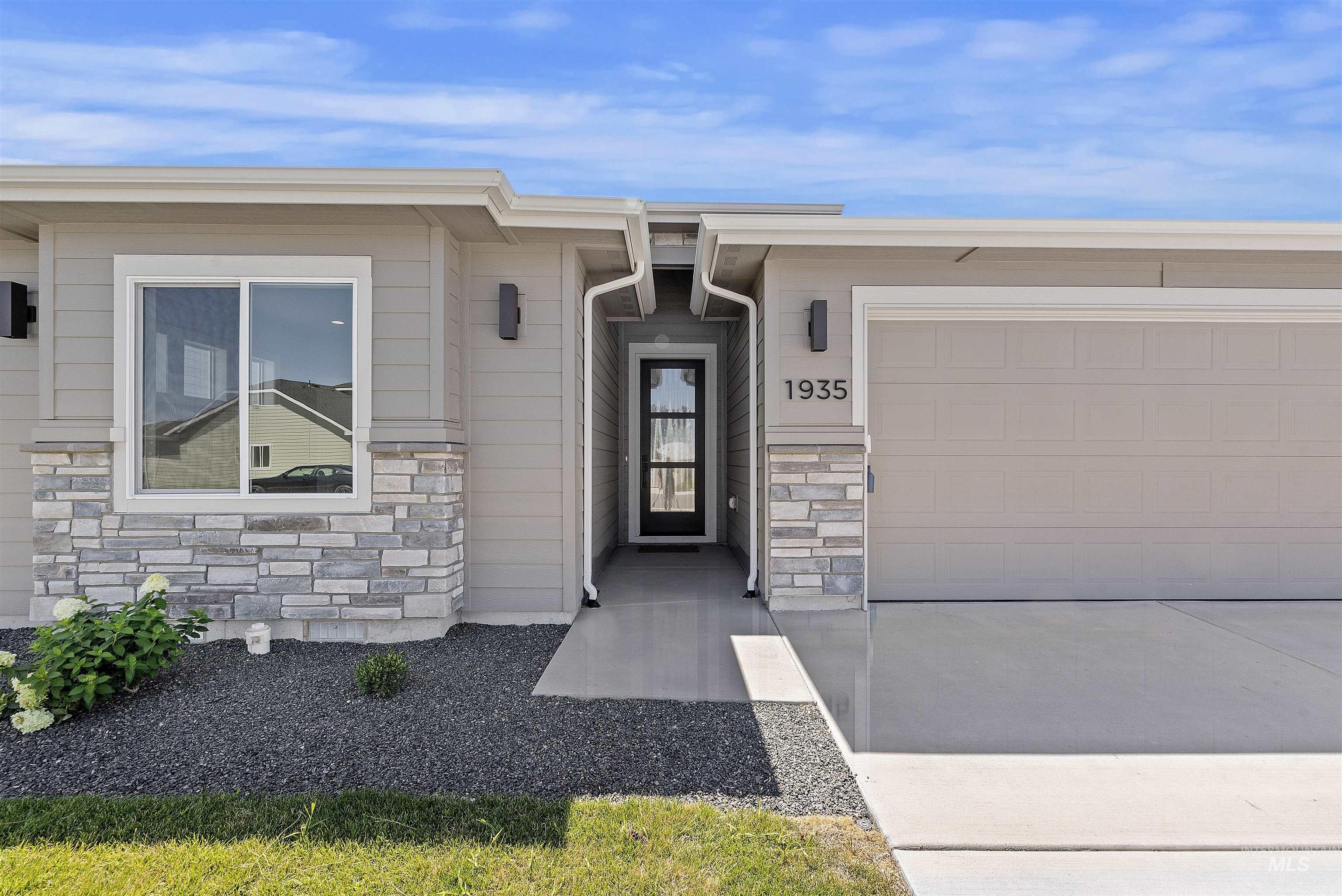 1935 W Bittern St., Nampa, Idaho 83686, 3 Bedrooms, 2 Bathrooms, Residential For Sale, Price $548,900,MLS 98956623