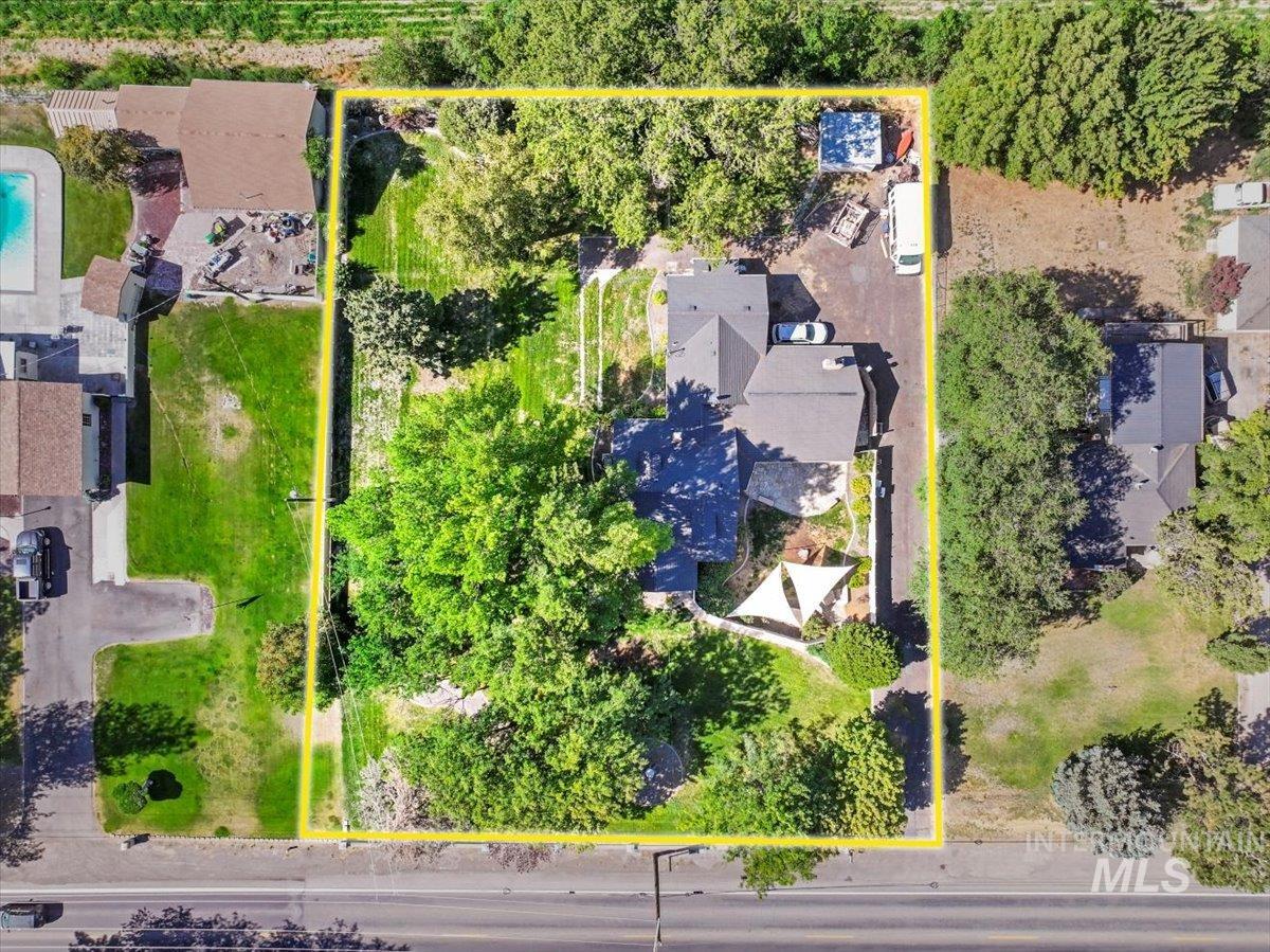 20276 Hwy 30, Buhl, Idaho 83316, 4 Bedrooms, 3 Bathrooms, Residential For Sale, Price $410,000,MLS 98956630