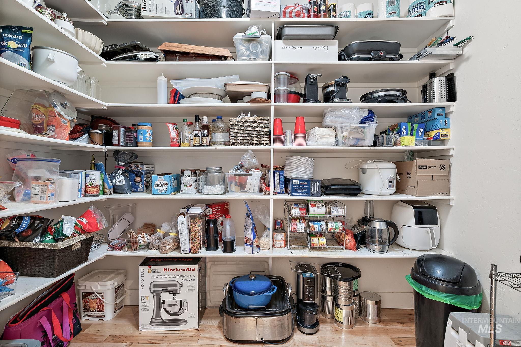 18227 Southlake Cir, Caldwell, Idaho 83607, 6 Bedrooms, 5 Bathrooms, Residential For Sale, Price $889,000,MLS 98956637