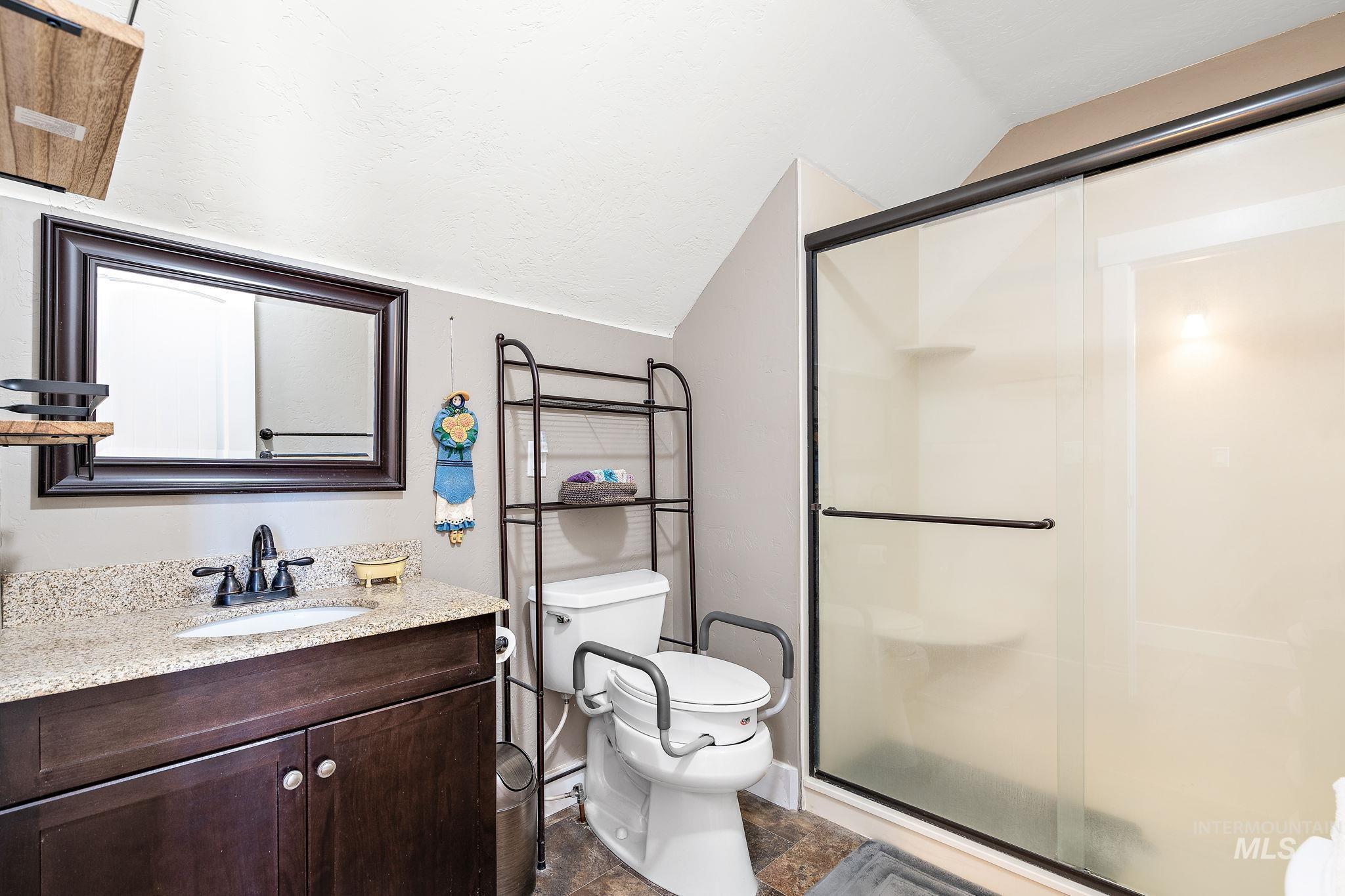 18227 Southlake Cir, Caldwell, Idaho 83607, 6 Bedrooms, 5 Bathrooms, Residential For Sale, Price $889,000,MLS 98956637