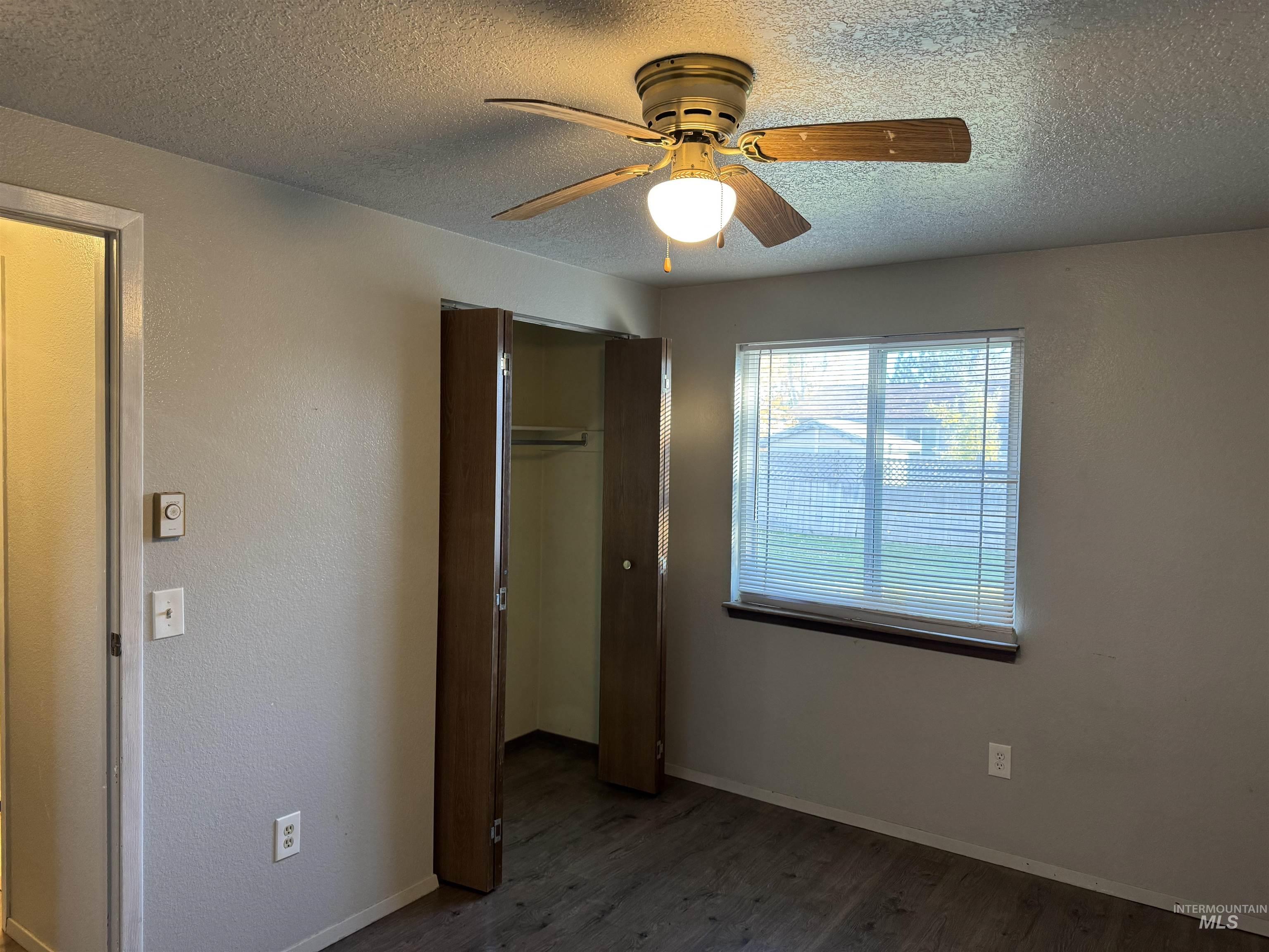 929 & 931 Craven Avenue, Buhl, Idaho 83316, 2 Bedrooms, 1 Bathroom, Residential Income For Sale, Price $299,000,MLS 98956695