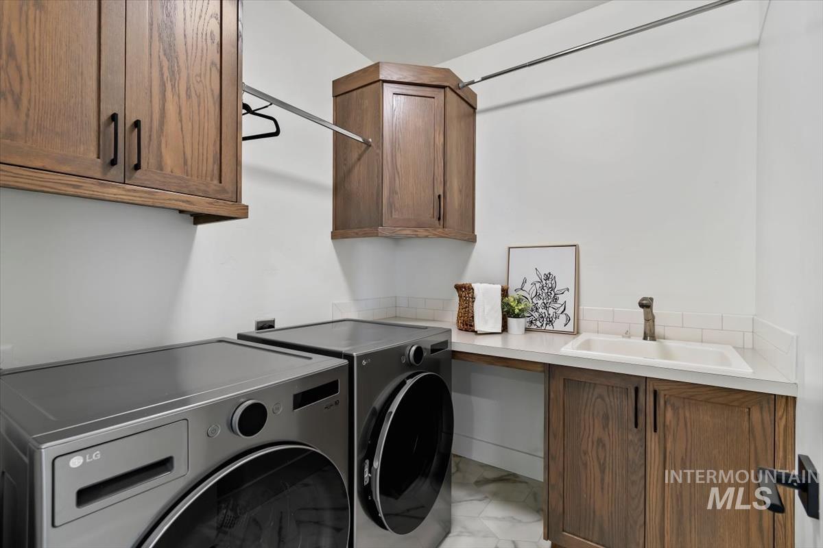 11379 W Helenium Dr, Star, Idaho 83669, 4 Bedrooms, 3 Bathrooms, Residential For Sale, Price $650,000,MLS 98956721