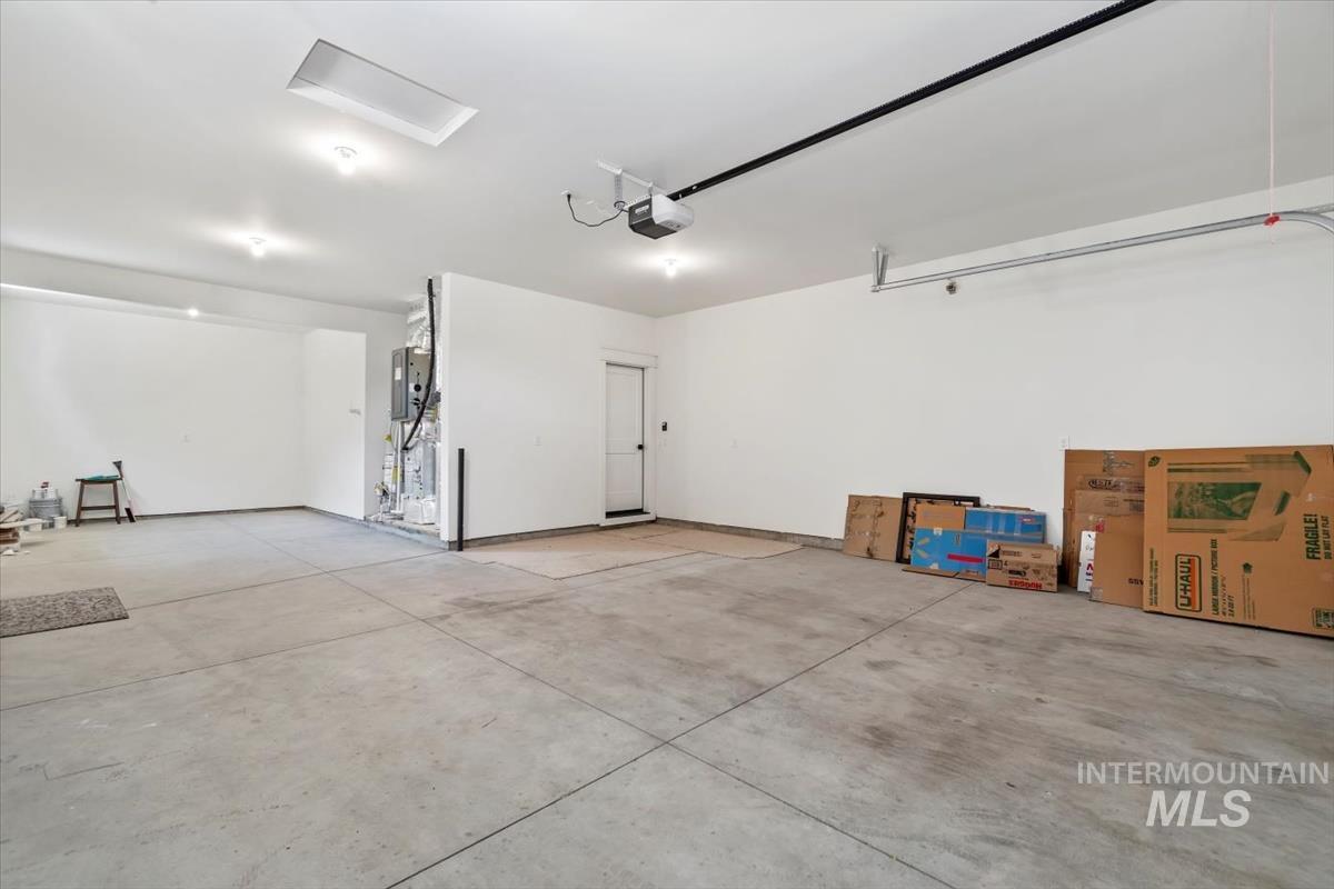 11379 W Helenium Dr, Star, Idaho 83669, 4 Bedrooms, 3 Bathrooms, Residential For Sale, Price $650,000,MLS 98956721