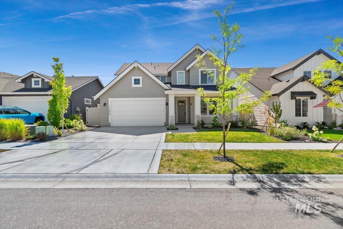 11379 W Helenium Dr, Star, Idaho 83669, 4 Bedrooms, 3 Bathrooms, Residential For Sale, Price $650,000,MLS 98956721