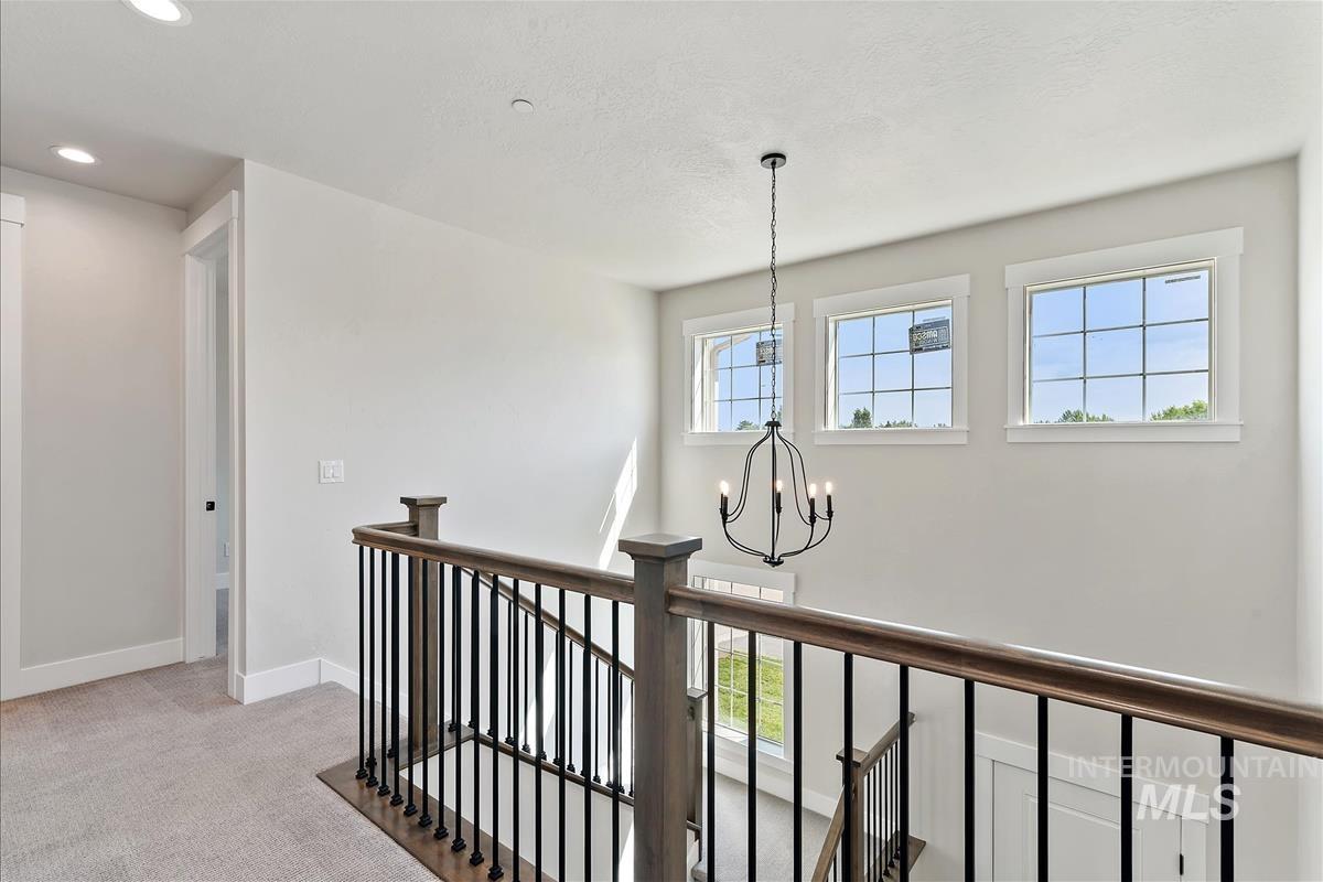 562 Hidden Mill Ct, Middleton, Idaho 83644, 4 Bedrooms, 3 Bathrooms, Residential For Sale, Price $639,900,MLS 98956770