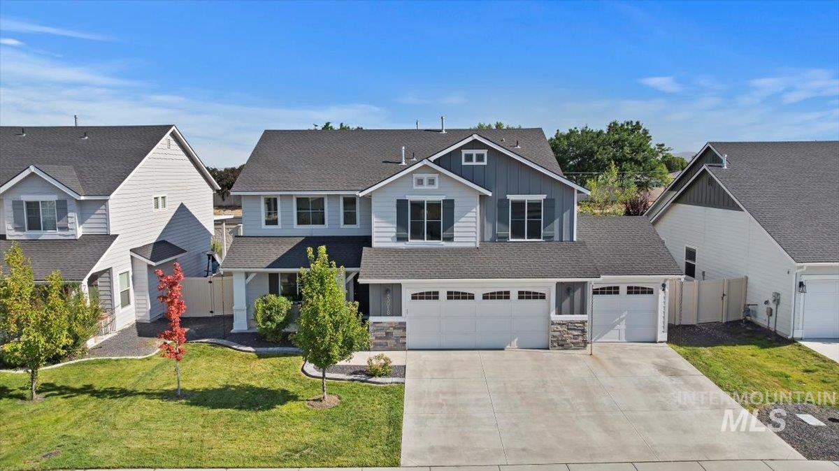3018 W Silver River St, Meridian, Idaho 83646, 4 Bedrooms, 2.5 Bathrooms, Residential For Sale, Price $549,900,MLS 98956782