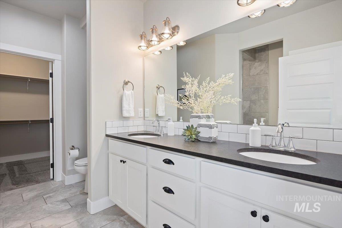 2113 Columbia Dr, Twin Falls, Idaho 83301, 4 Bedrooms, 3 Bathrooms, Residential For Sale, Price $519,900,MLS 98956807