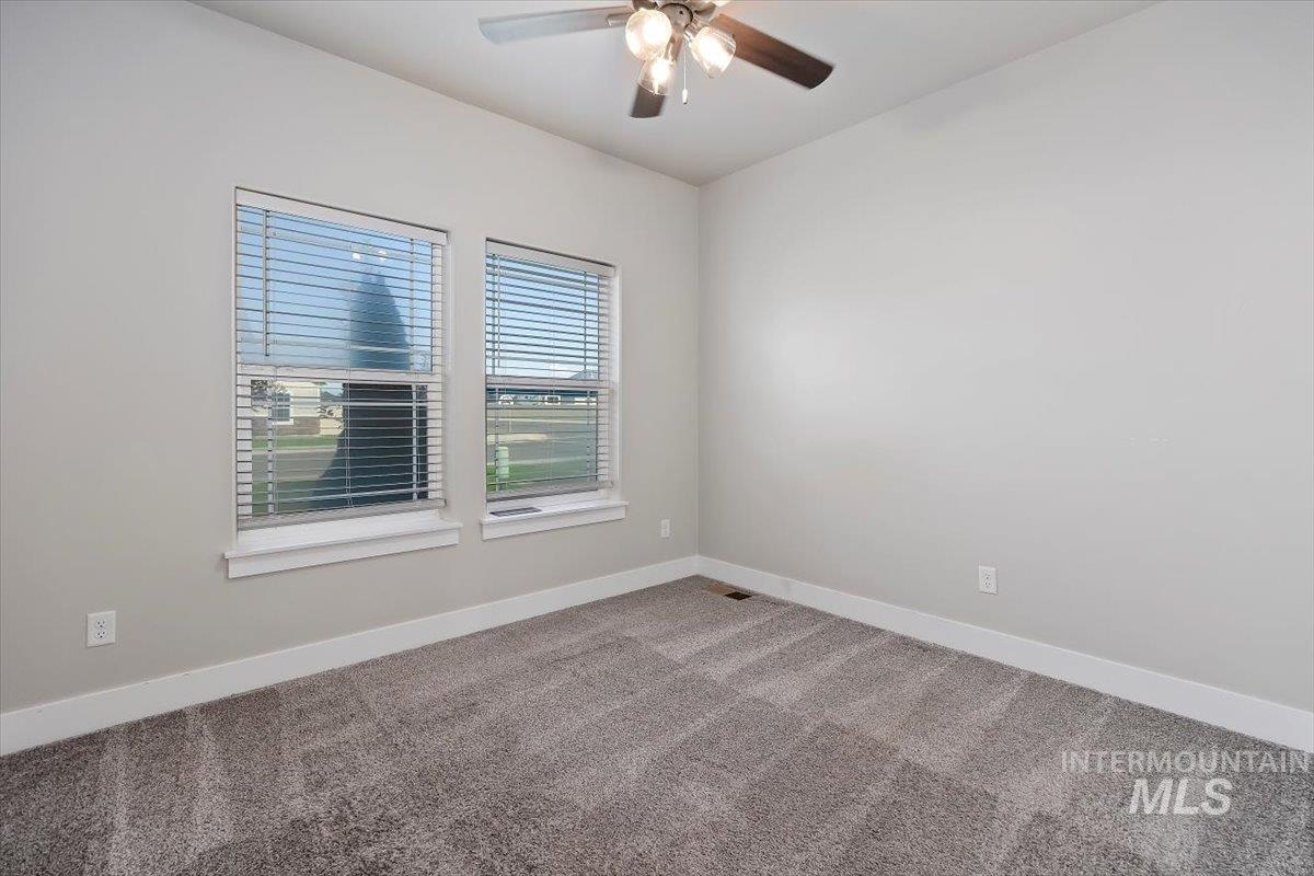 2113 Columbia Dr, Twin Falls, Idaho 83301, 4 Bedrooms, 3 Bathrooms, Residential For Sale, Price $519,900,MLS 98956807