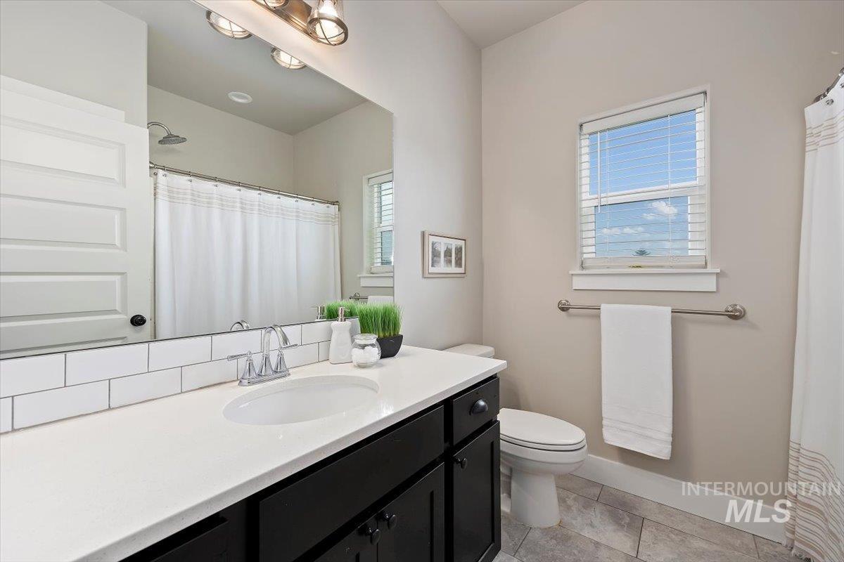 2113 Columbia Dr, Twin Falls, Idaho 83301, 4 Bedrooms, 3 Bathrooms, Residential For Sale, Price $519,900,MLS 98956807