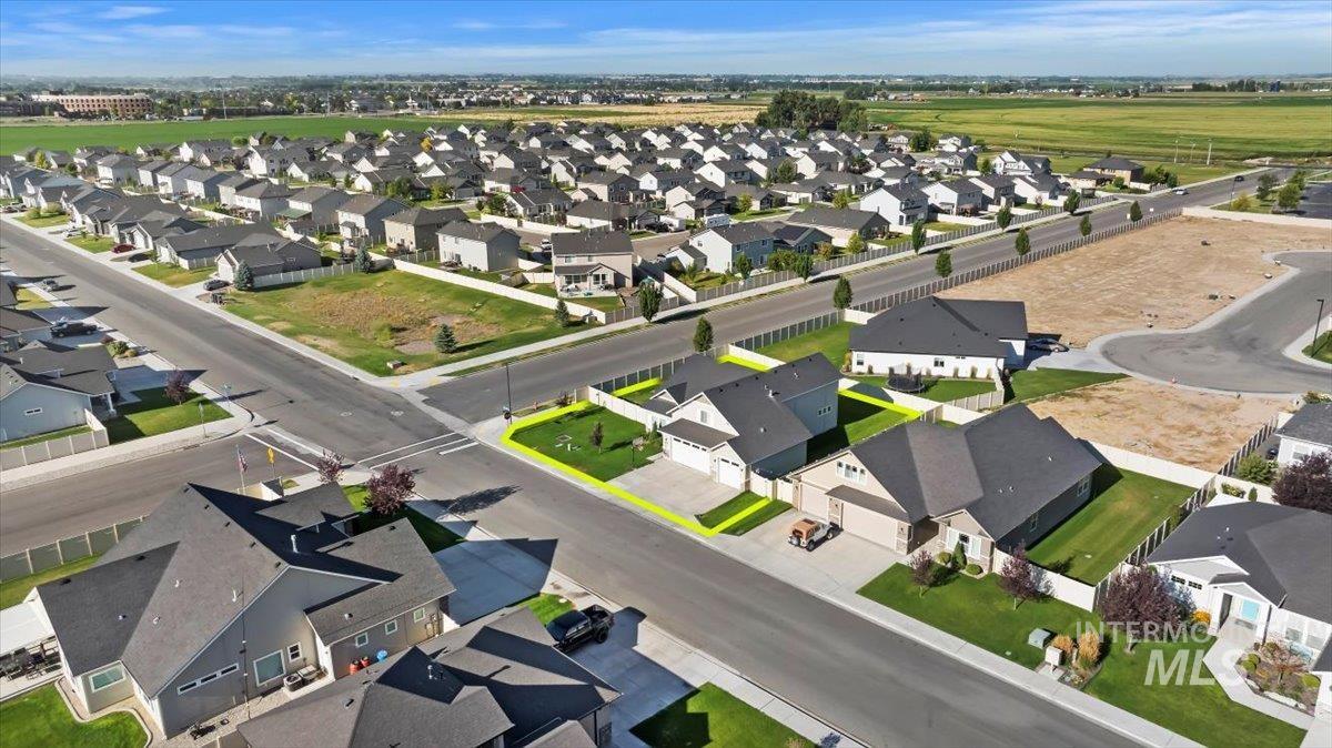 2113 Columbia Dr, Twin Falls, Idaho 83301, 4 Bedrooms, 3 Bathrooms, Residential For Sale, Price $519,900,MLS 98956807