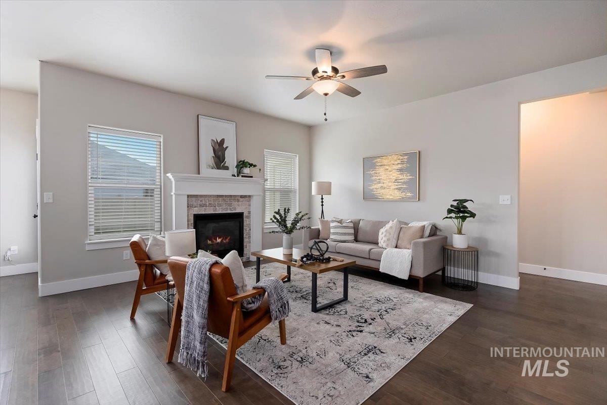 2113 Columbia Dr, Twin Falls, Idaho 83301, 4 Bedrooms, 3 Bathrooms, Residential For Sale, Price $519,900,MLS 98956807