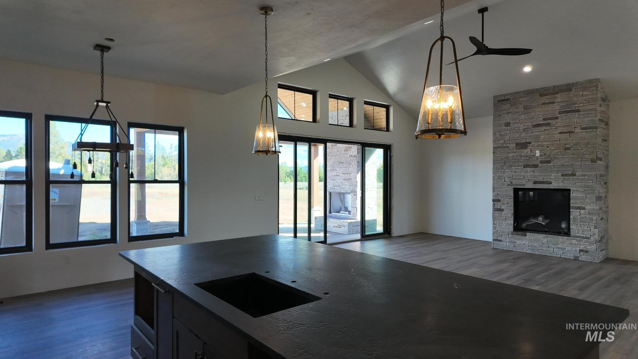 13910 Sky View Court, McCall, Idaho 83638, 5 Bedrooms, 4.5 Bathrooms, Residential For Sale, Price $1,565,000,MLS 98956825