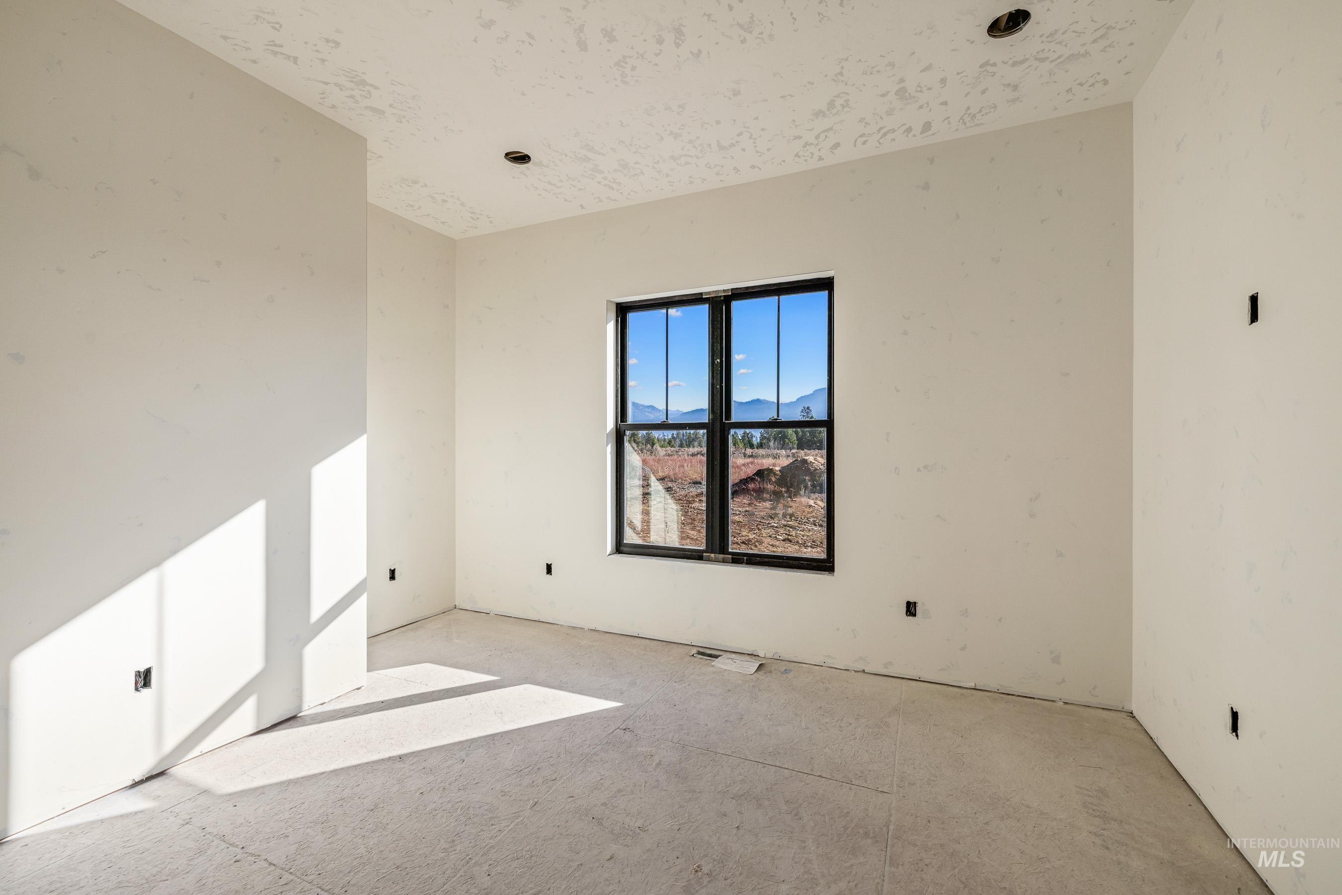 13910 Sky View Court, McCall, Idaho 83638, 5 Bedrooms, 4.5 Bathrooms, Residential For Sale, Price $1,575,000,MLS 98956825