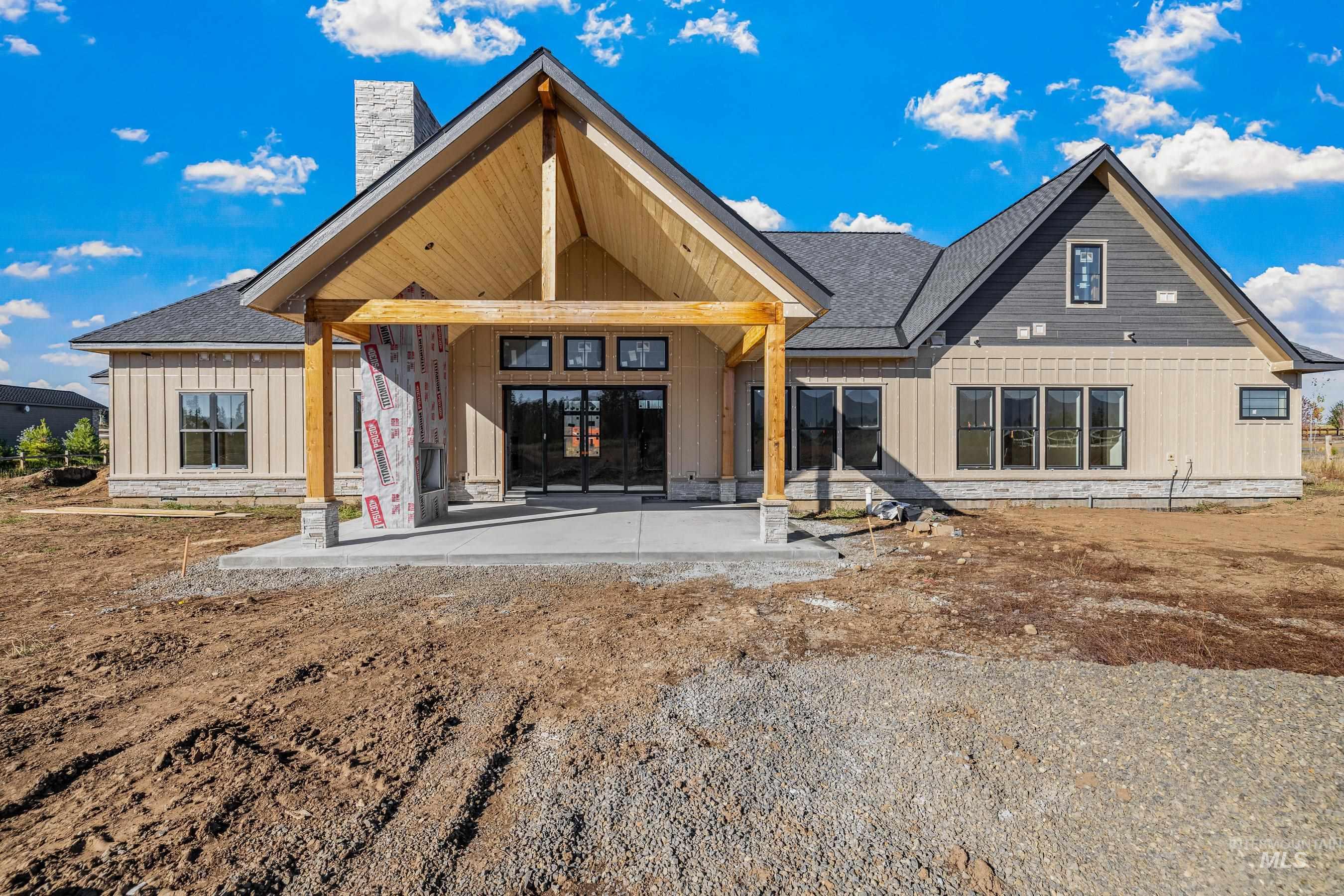 13910 Sky View Court, McCall, Idaho 83638, 5 Bedrooms, 4.5 Bathrooms, Residential For Sale, Price $1,575,000, 98956825