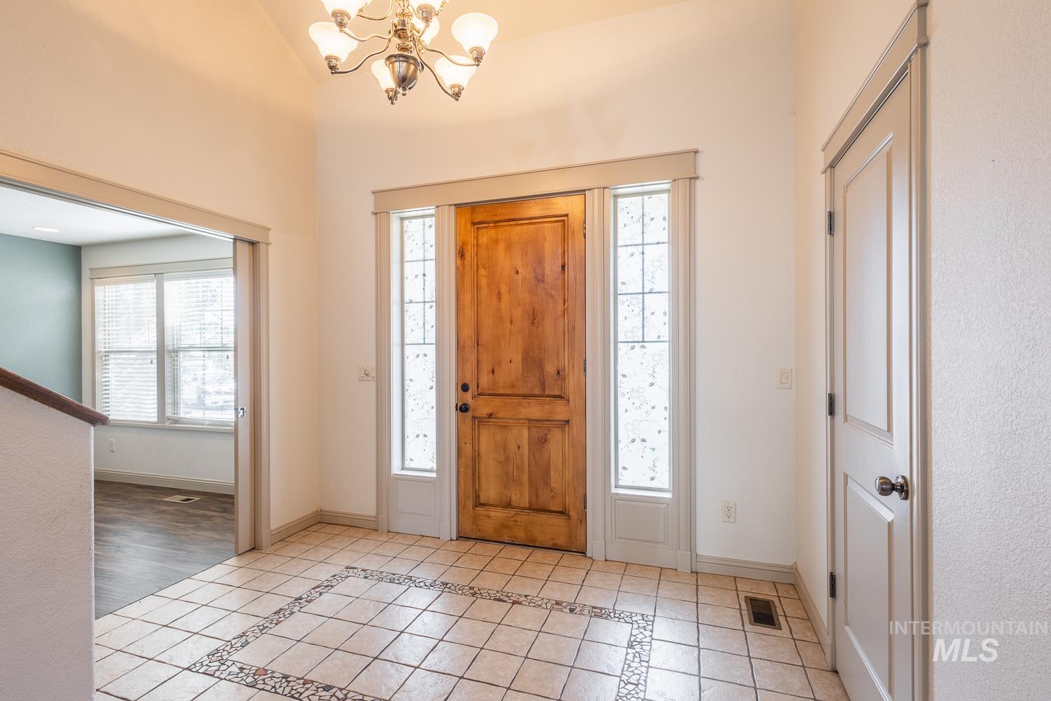 1805 W Lotus Ponds Ct, Nampa, Idaho 83651, 4 Bedrooms, 3 Bathrooms, Residential For Sale, Price $460,000,MLS 98956826