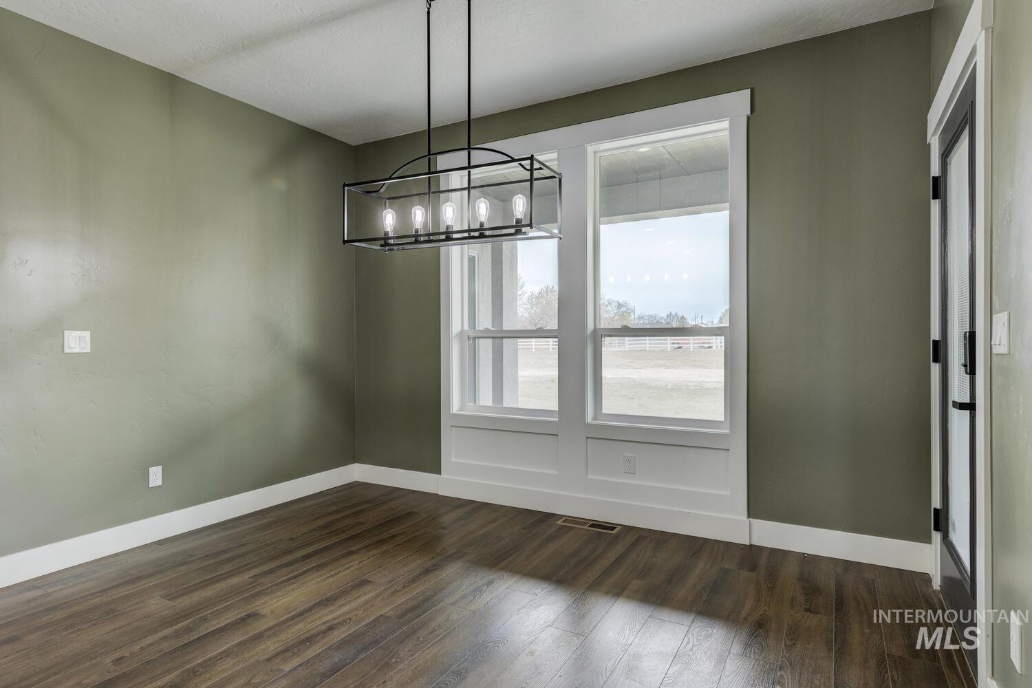 1107 W Blaine Ave, Nampa, Idaho 83651, 4 Bedrooms, 3 Bathrooms, Residential For Sale, Price $599,900, 98956866