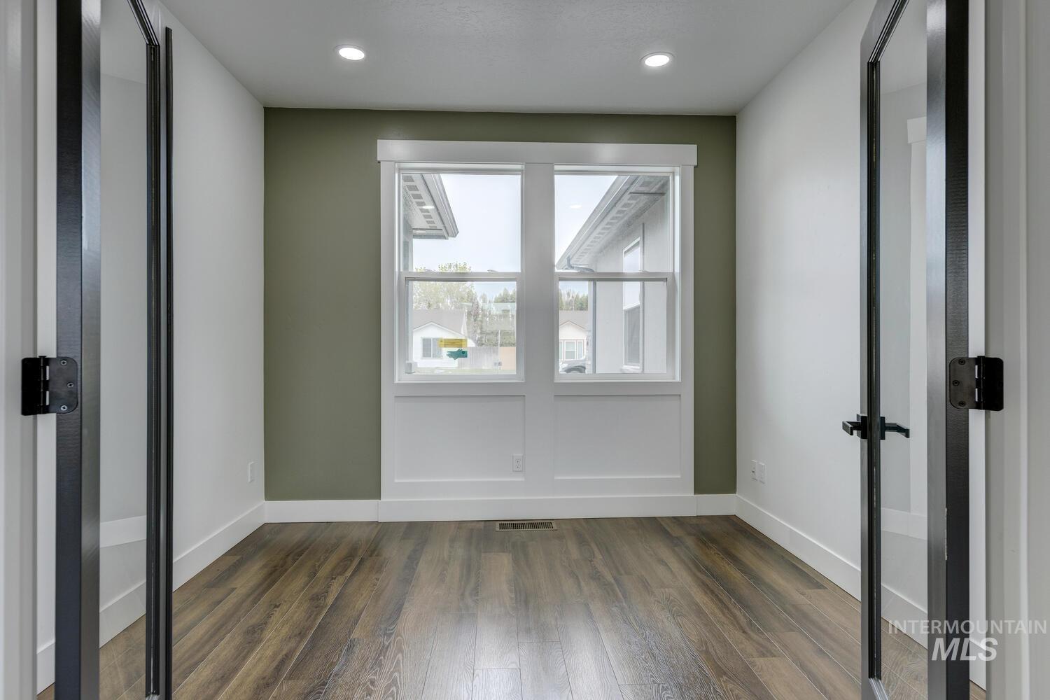 1107 W Blaine Ave, Nampa, Idaho 83651, 4 Bedrooms, 3 Bathrooms, Residential For Sale, Price $599,900, 98956866