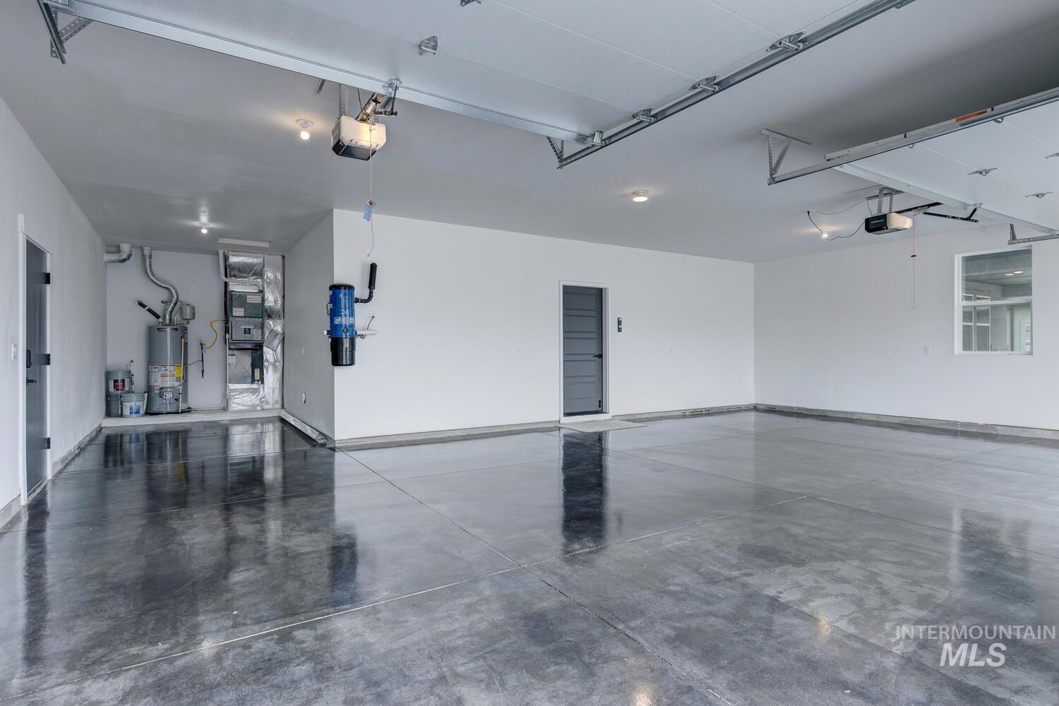 1107 W Blaine Ave, Nampa, Idaho 83651, 4 Bedrooms, 3 Bathrooms, Residential For Sale, Price $599,900, 98956866