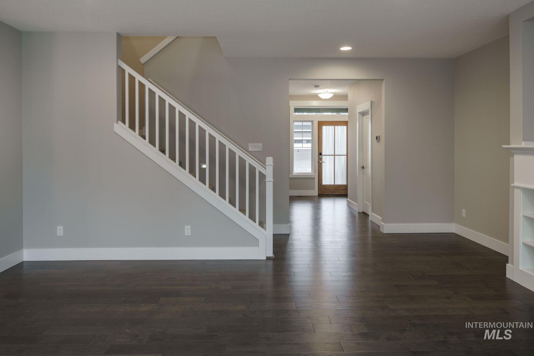 1023 W Malbar St., Meridian, Idaho 83646, 4 Bedrooms, 2.5 Bathrooms, Residential For Sale, Price $679,900,MLS 98956890