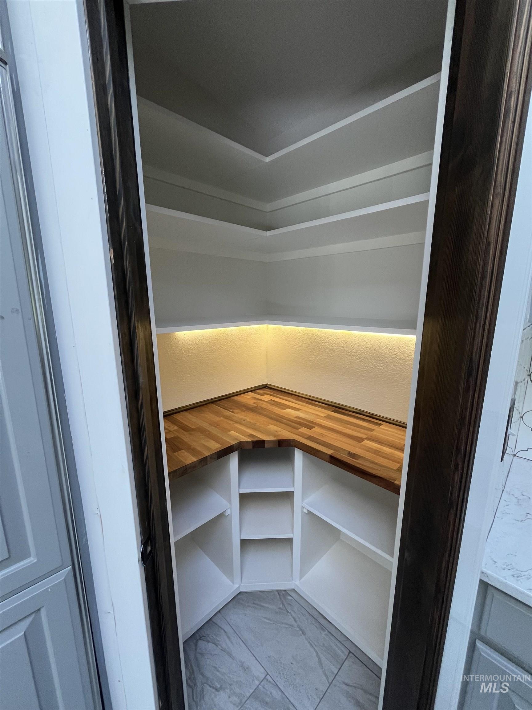 1024 El Cajon, Moscow, Idaho 83844, 5 Bedrooms, 3 Bathrooms, Residential For Sale, Price $699,000,MLS 98956899