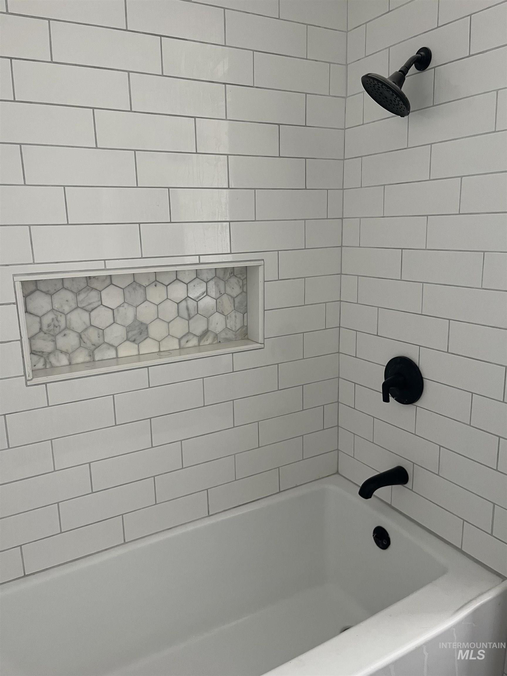 1024 El Cajon, Moscow, Idaho 83844, 5 Bedrooms, 3 Bathrooms, Residential For Sale, Price $699,000,MLS 98956899