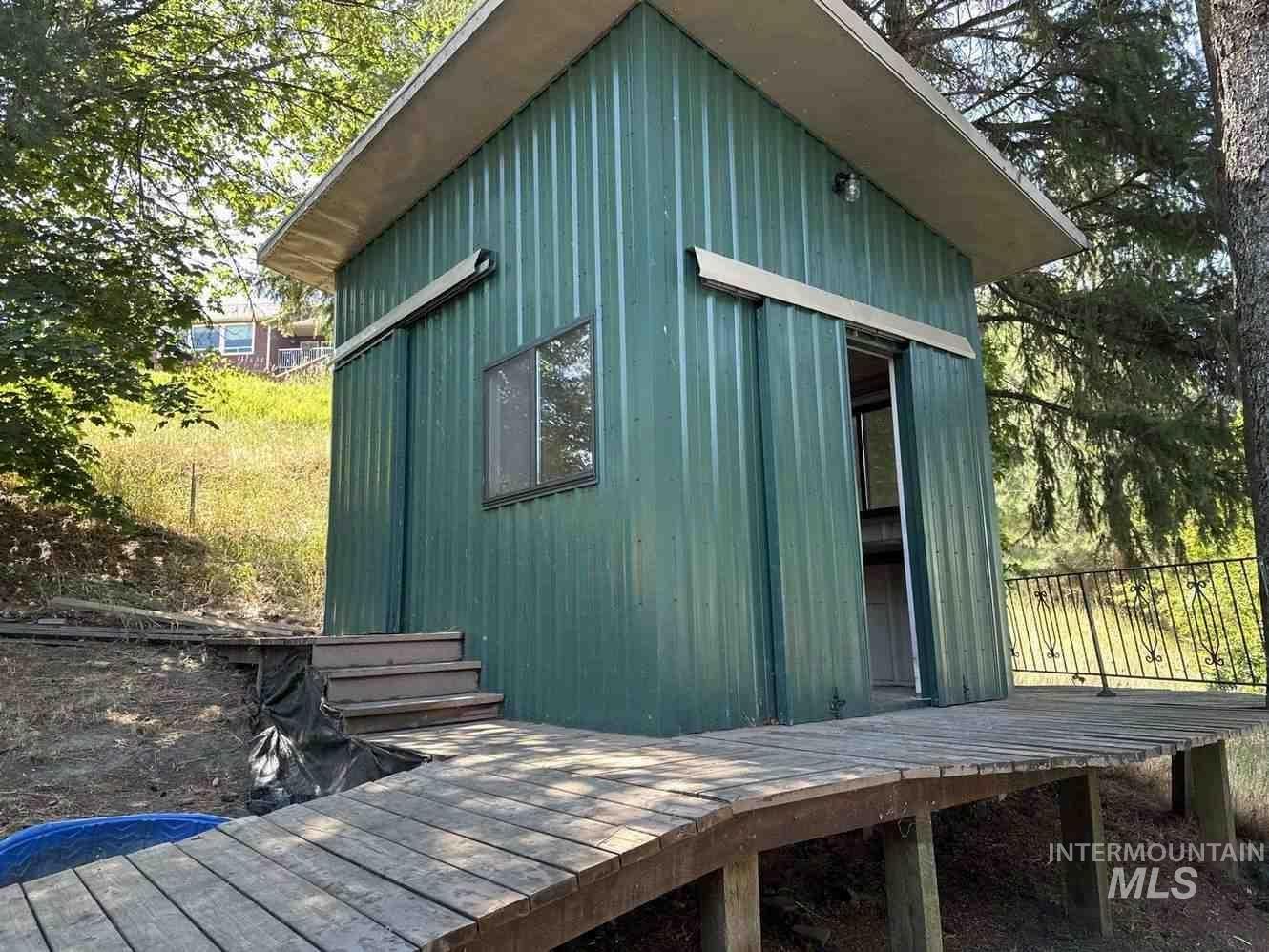 1024 El Cajon, Moscow, Idaho 83844, 5 Bedrooms, 3 Bathrooms, Residential For Sale, Price $699,000,MLS 98956899