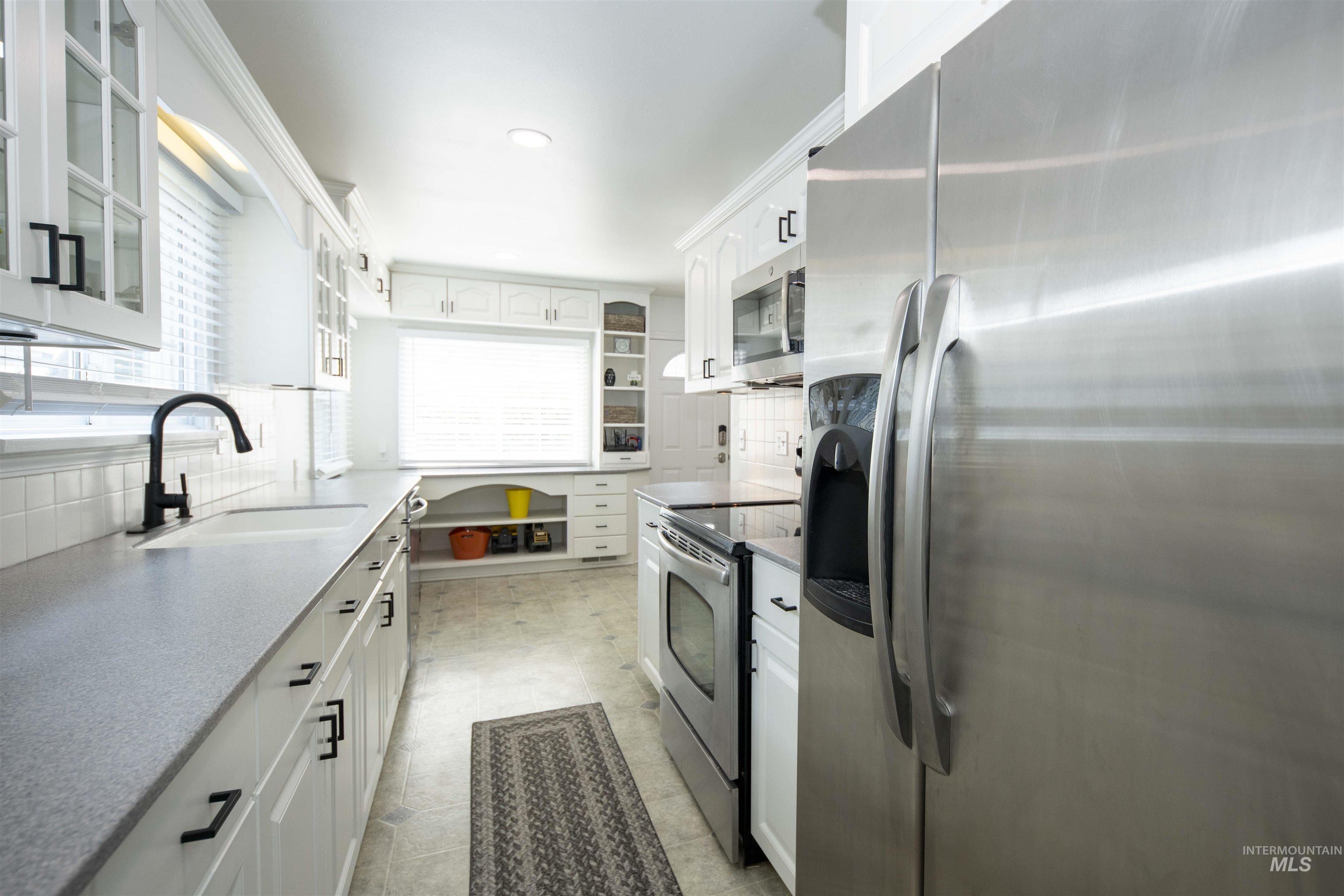 527 Brown Avenue, Orofino, Idaho 83544, 7 Bedrooms, 4 Bathrooms, Residential For Sale, Price $498,000,MLS 98956911