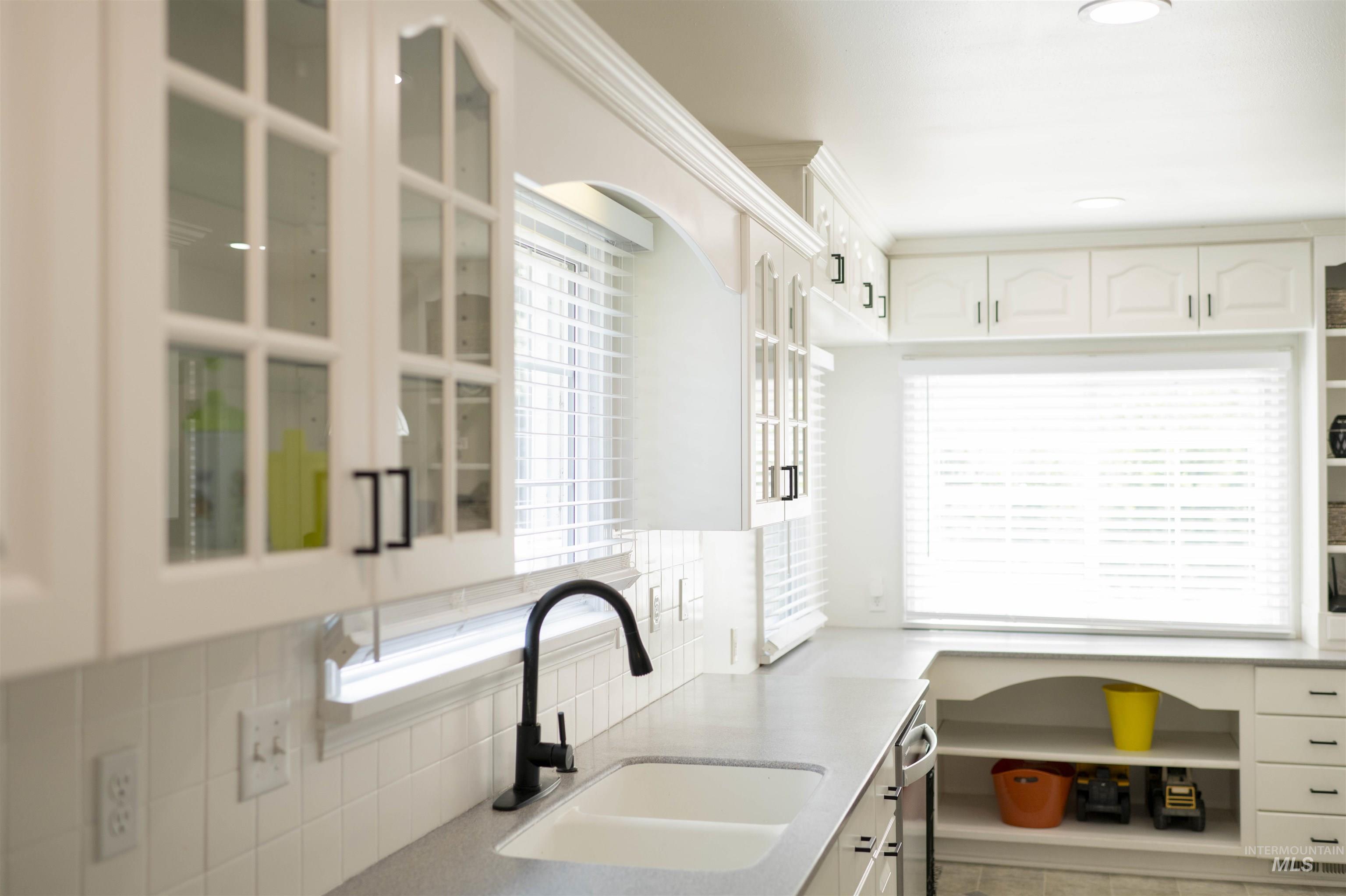 527 Brown Avenue, Orofino, Idaho 83544, 7 Bedrooms, 4 Bathrooms, Residential For Sale, Price $498,000,MLS 98956911