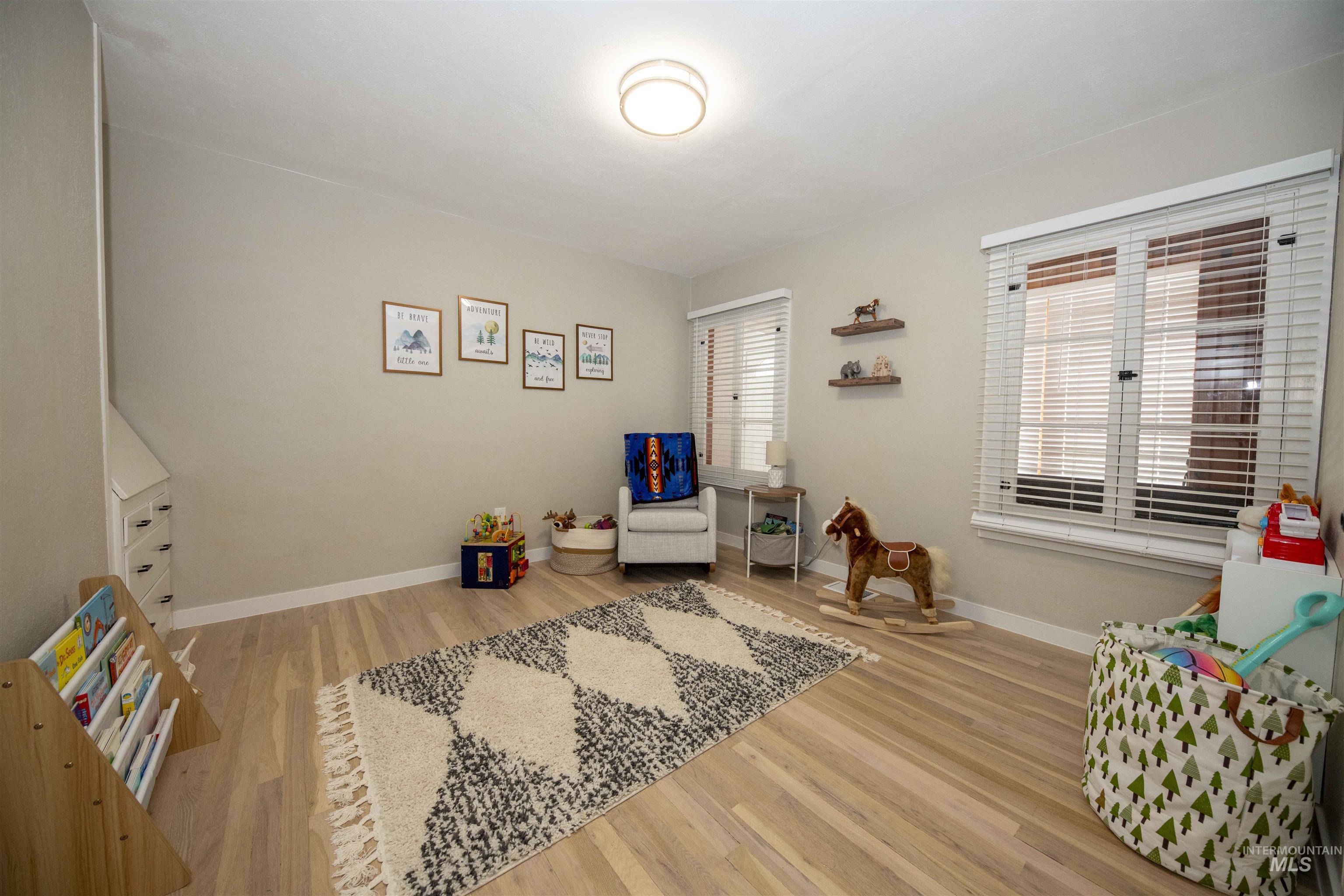 527 Brown Avenue, Orofino, Idaho 83544, 7 Bedrooms, 4 Bathrooms, Residential For Sale, Price $498,000,MLS 98956911