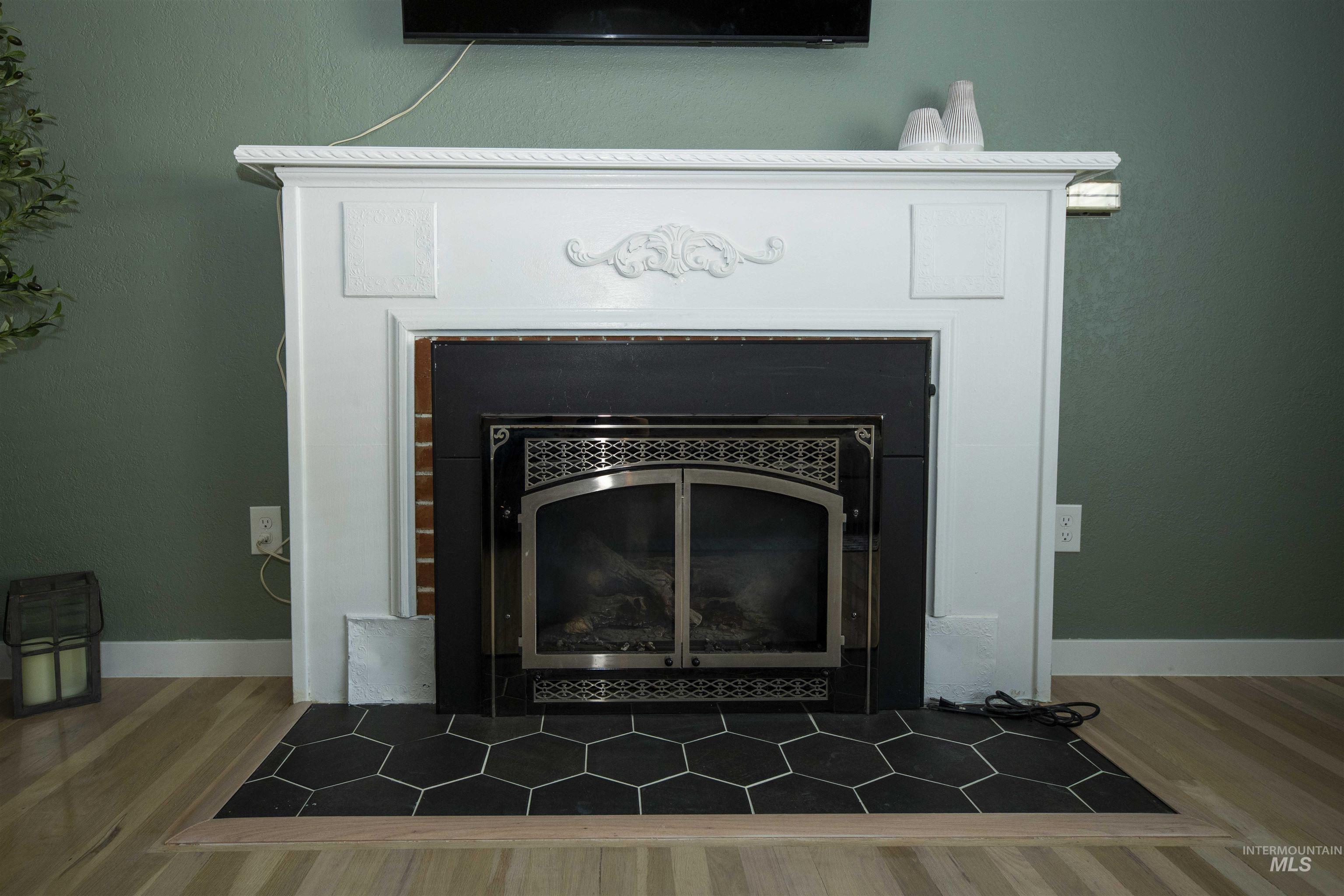 527 Brown Avenue, Orofino, Idaho 83544, 7 Bedrooms, 4 Bathrooms, Residential For Sale, Price $498,000,MLS 98956911