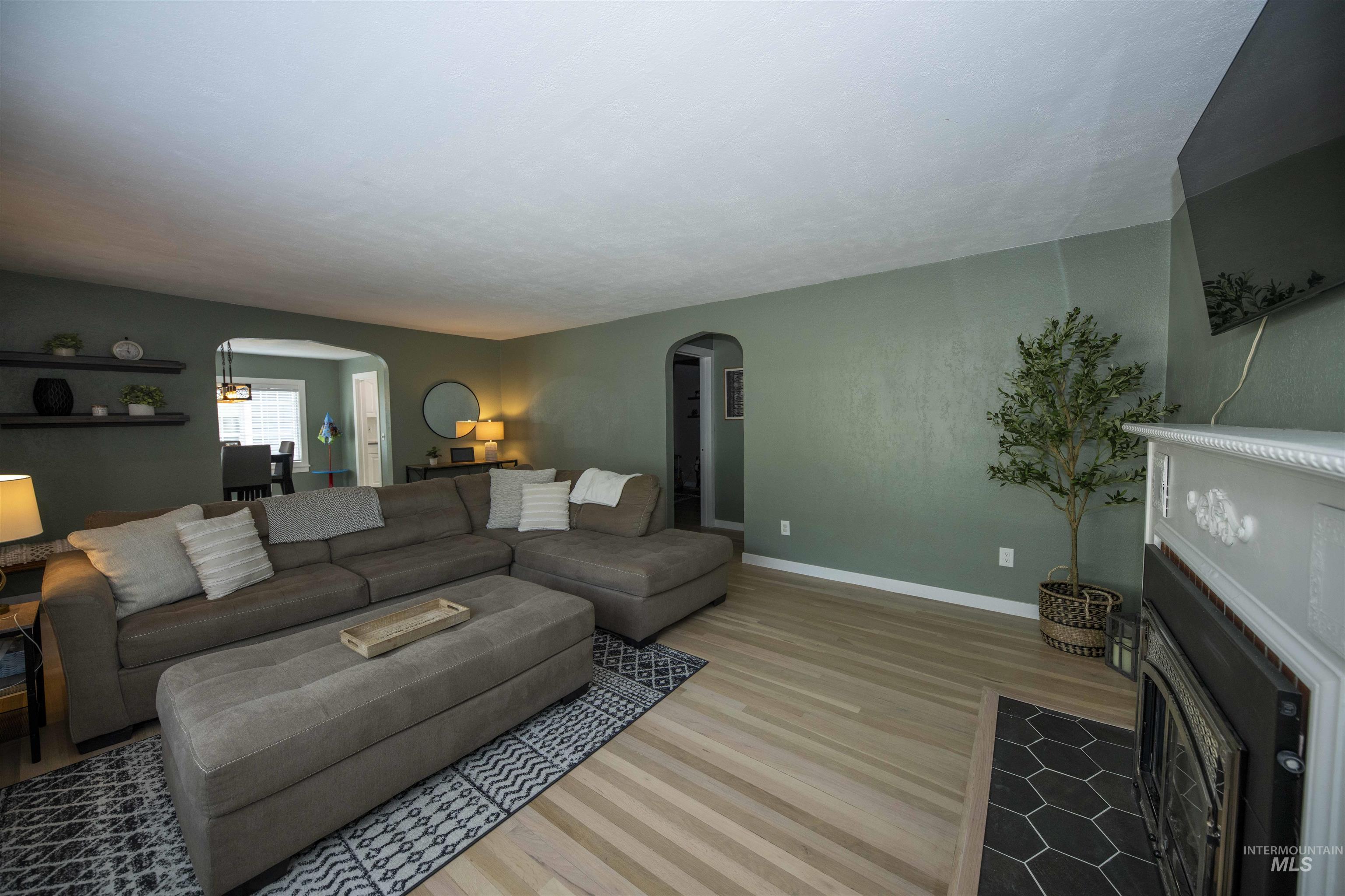 527 Brown Avenue, Orofino, Idaho 83544, 7 Bedrooms, 4 Bathrooms, Residential For Sale, Price $498,000,MLS 98956911