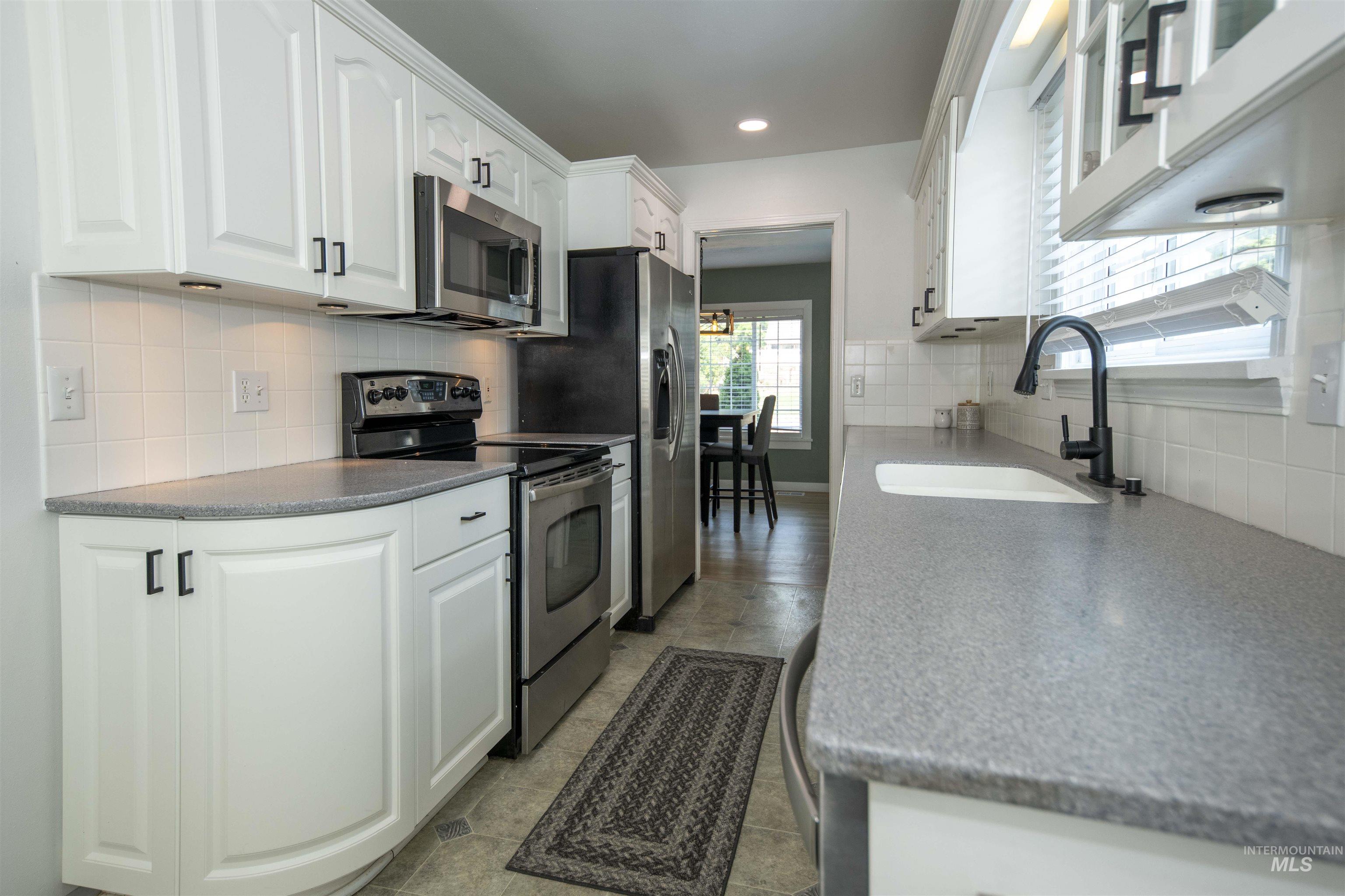 527 Brown Avenue, Orofino, Idaho 83544, 7 Bedrooms, 4 Bathrooms, Residential For Sale, Price $498,000,MLS 98956911