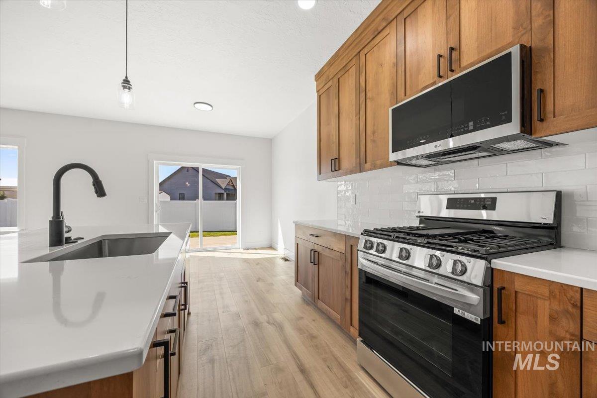 2161 Austin, Fruitland, Idaho 83619, 4 Bedrooms, 2 Bathrooms, Residential For Sale, Price $480,500,MLS 98956976