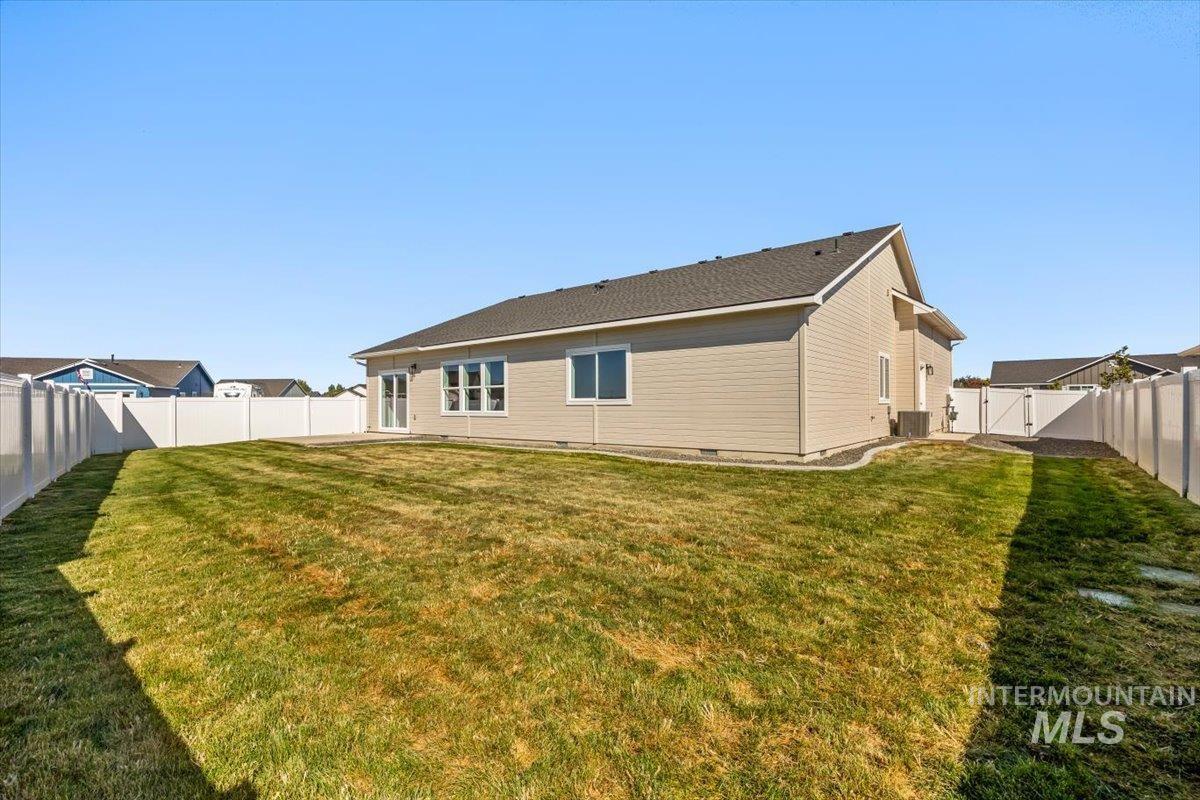 2161 Austin, Fruitland, Idaho 83619, 4 Bedrooms, 2 Bathrooms, Residential For Sale, Price $480,500,MLS 98956976