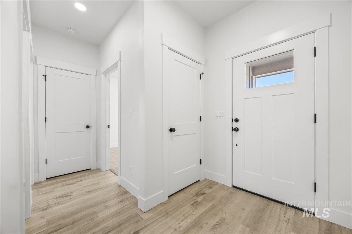 2161 Austin, Fruitland, Idaho 83619, 4 Bedrooms, 2 Bathrooms, Residential For Sale, Price $480,500,MLS 98956976