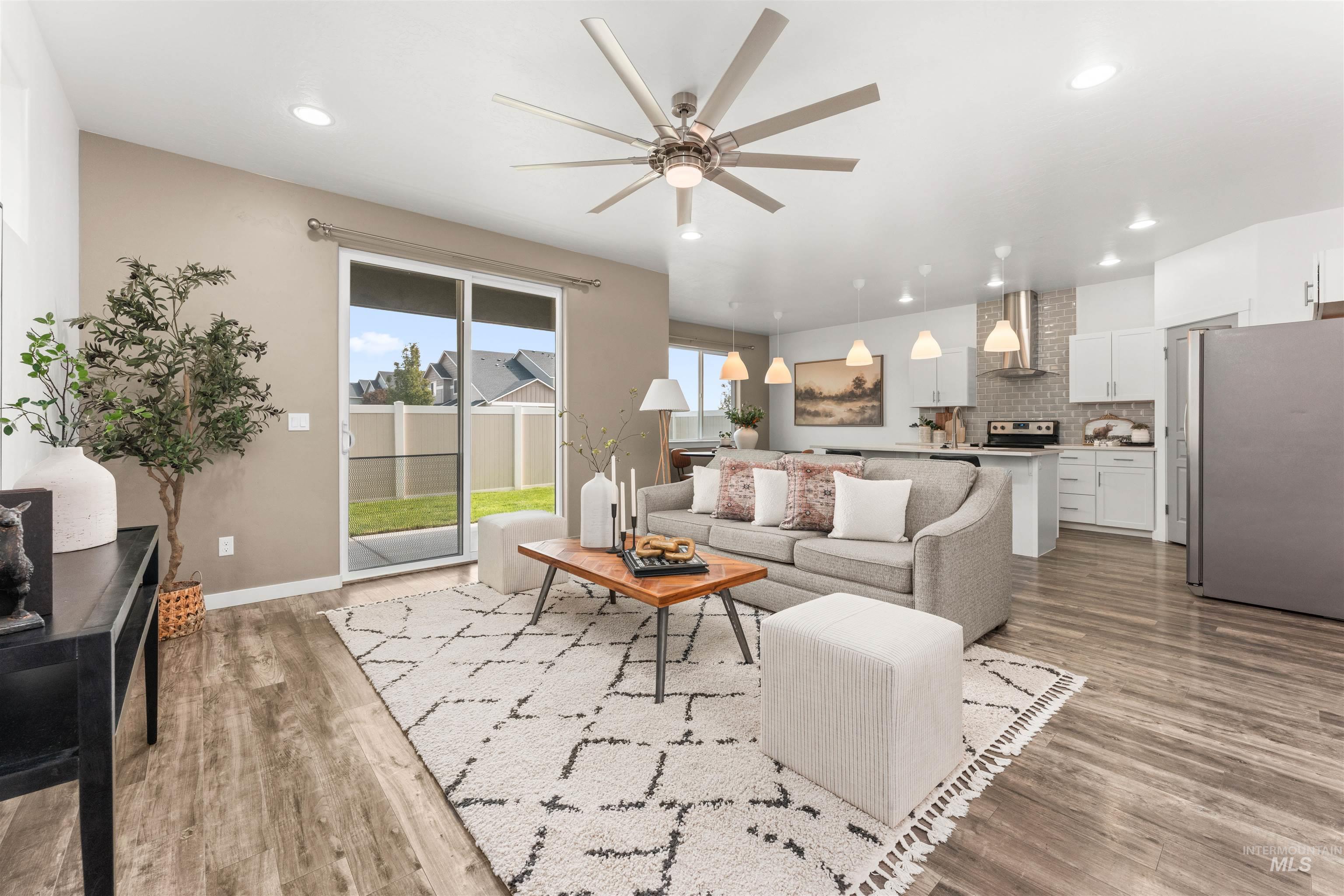 1983 W Bella Lane, Nampa, Idaho 83651, 3 Bedrooms, 2.5 Bathrooms, Residential For Sale, Price $375,000,MLS 98956980