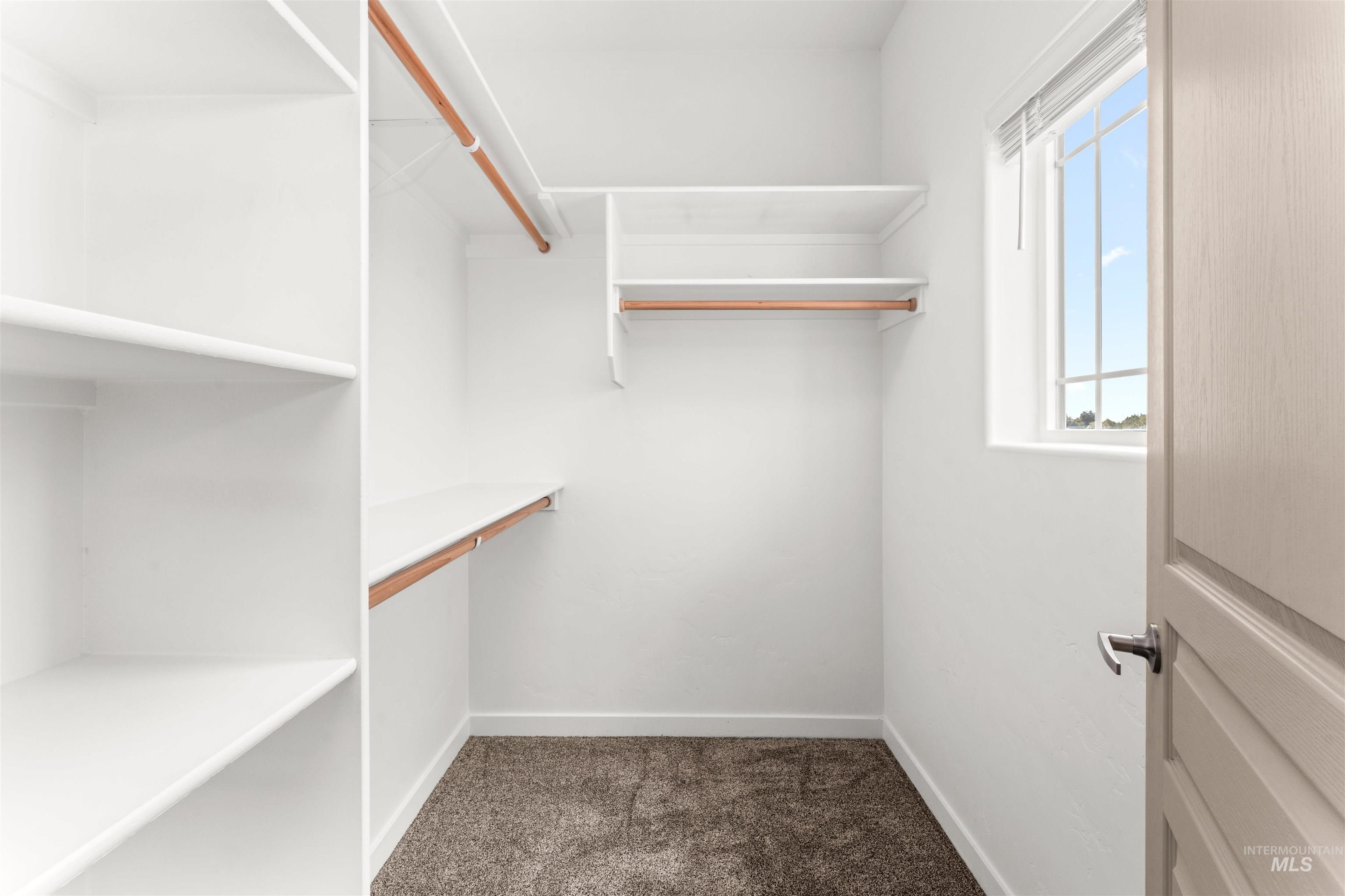 1983 W Bella Lane, Nampa, Idaho 83651, 3 Bedrooms, 2.5 Bathrooms, Residential For Sale, Price $375,000,MLS 98956980