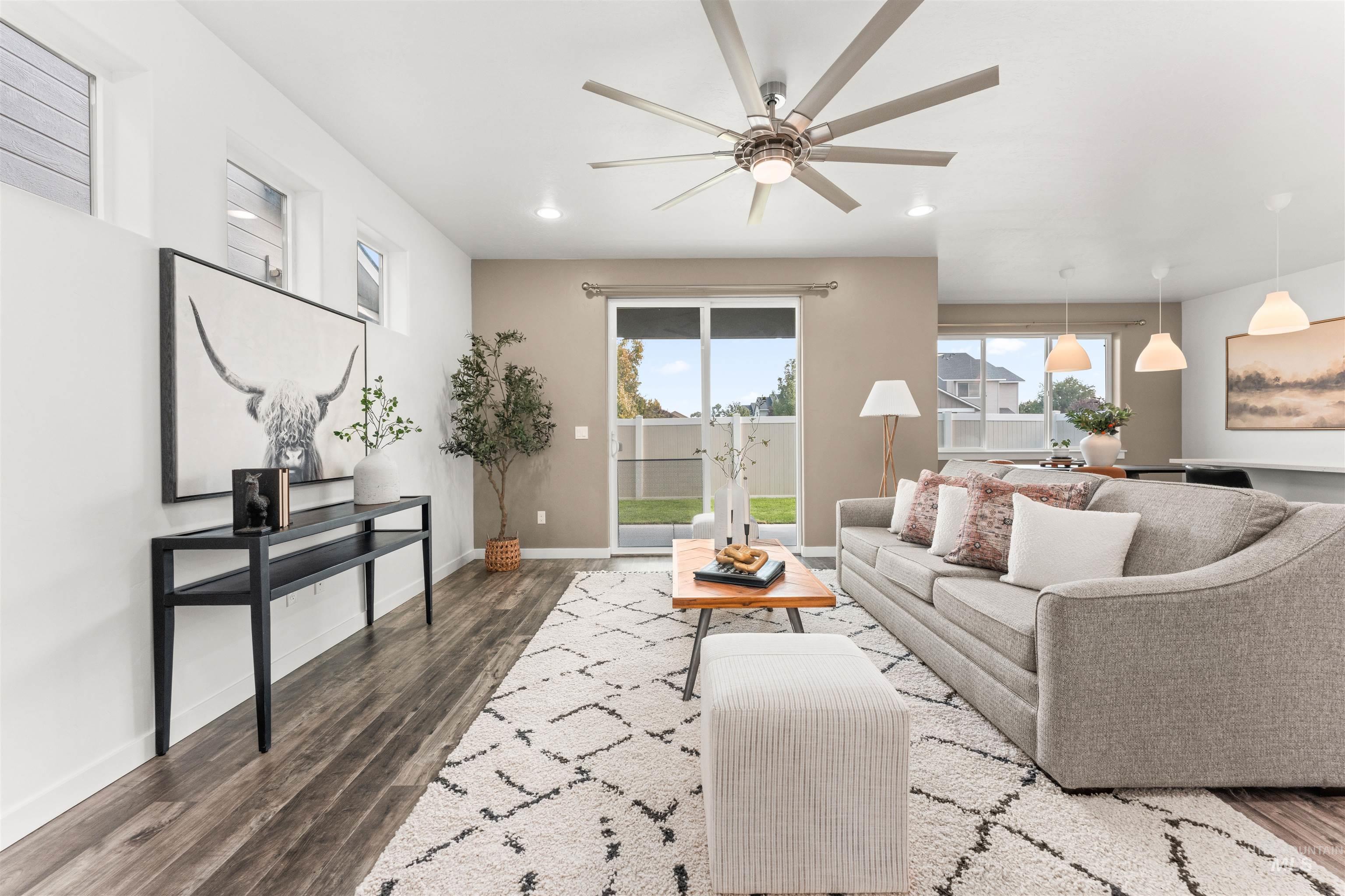 1983 W Bella Lane, Nampa, Idaho 83651, 3 Bedrooms, 2.5 Bathrooms, Residential For Sale, Price $375,000,MLS 98956980