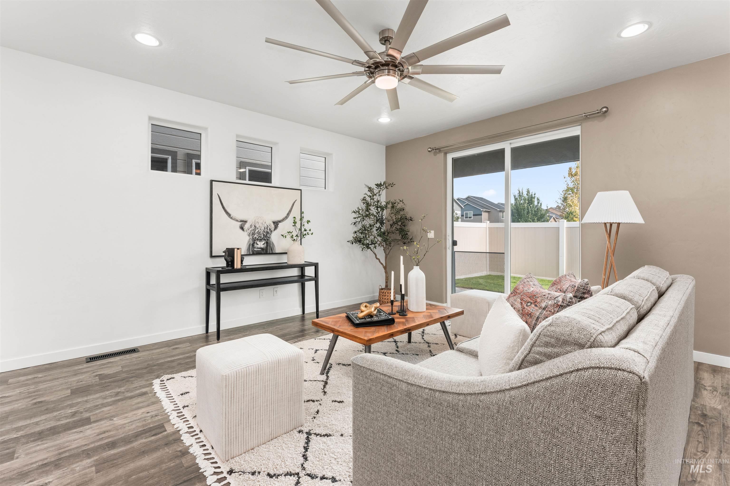 1983 W Bella Lane, Nampa, Idaho 83651, 3 Bedrooms, 2.5 Bathrooms, Residential For Sale, Price $375,000,MLS 98956980