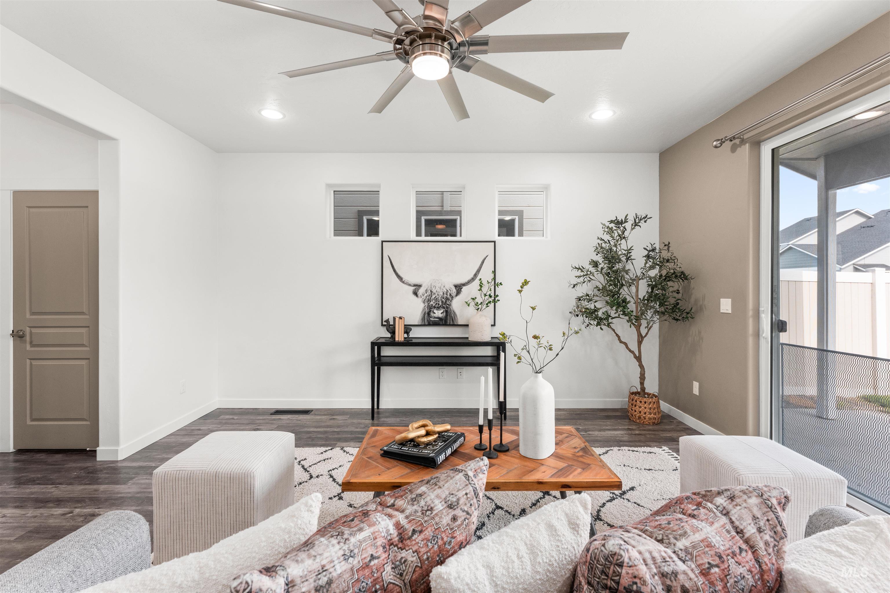 1983 W Bella Lane, Nampa, Idaho 83651, 3 Bedrooms, 2.5 Bathrooms, Residential For Sale, Price $375,000,MLS 98956980