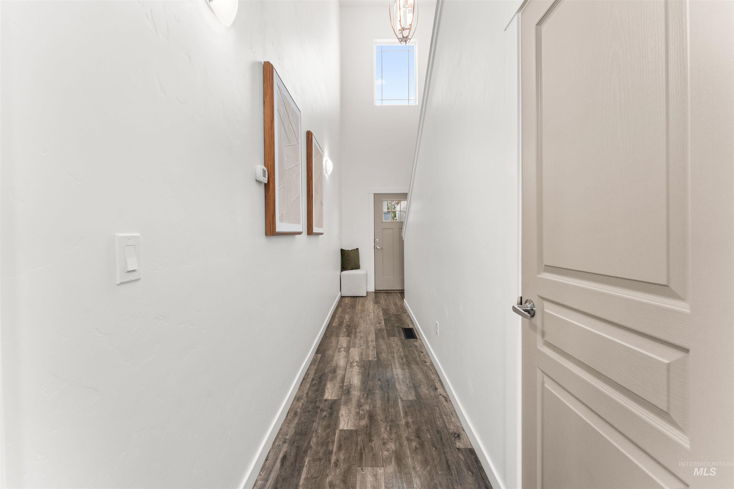 1983 W Bella Lane, Nampa, Idaho 83651, 3 Bedrooms, 2.5 Bathrooms, Residential For Sale, Price $375,000,MLS 98956980