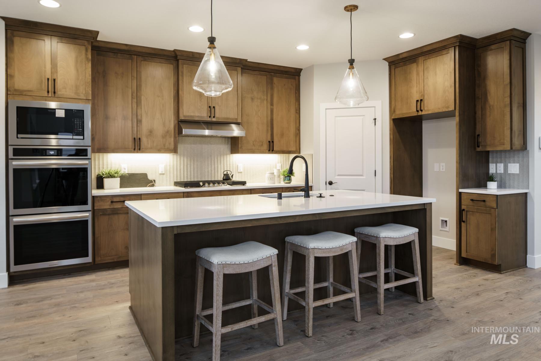 1009 W Malbar St., Meridian, Idaho 83646, 3 Bedrooms, 2.5 Bathrooms, Residential For Sale, Price $699,900,MLS 98956998