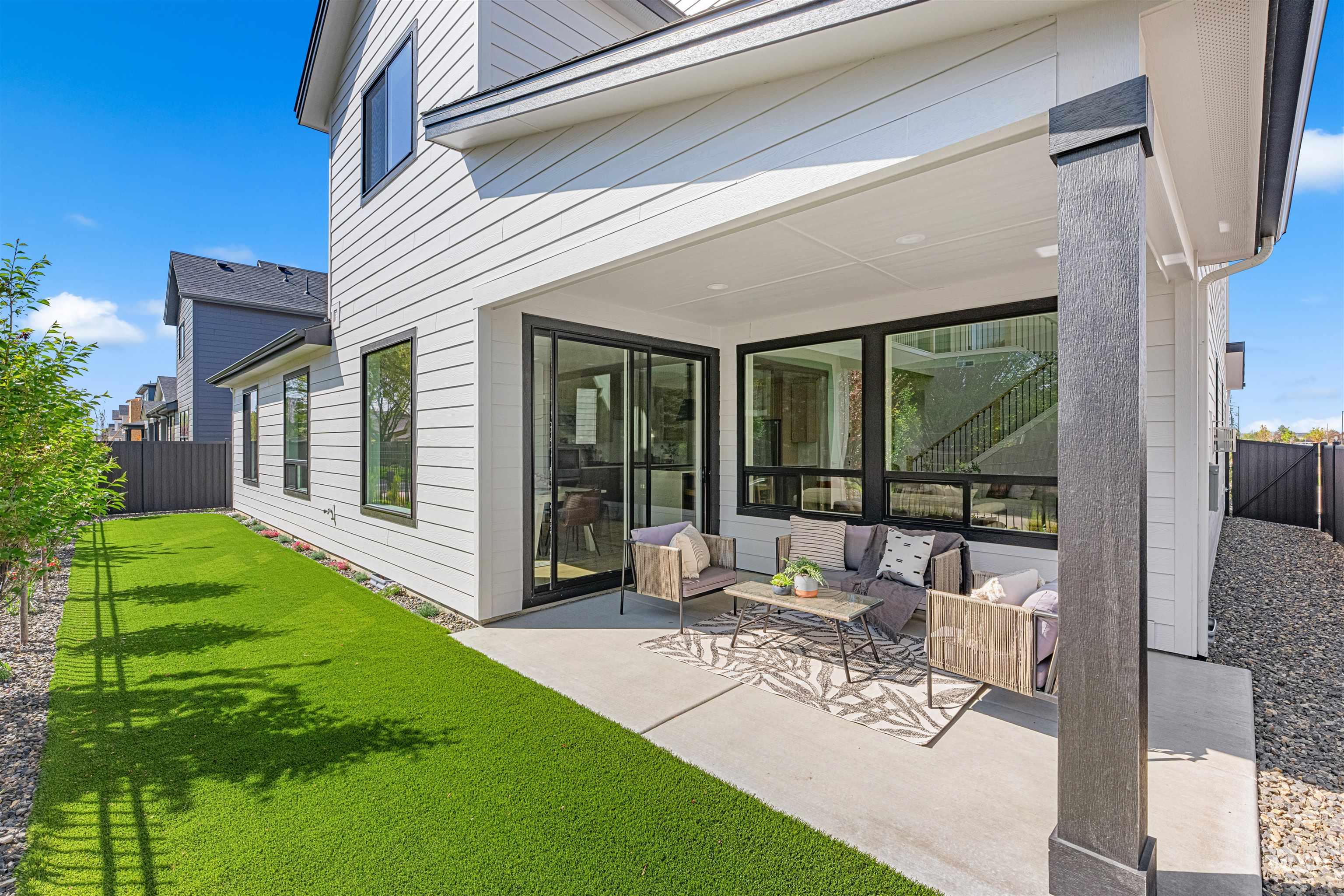 1009 W Malbar St., Meridian, Idaho 83646, 5 Bedrooms, 3.5 Bathrooms, Residential For Sale, Price $844,900, 98956998