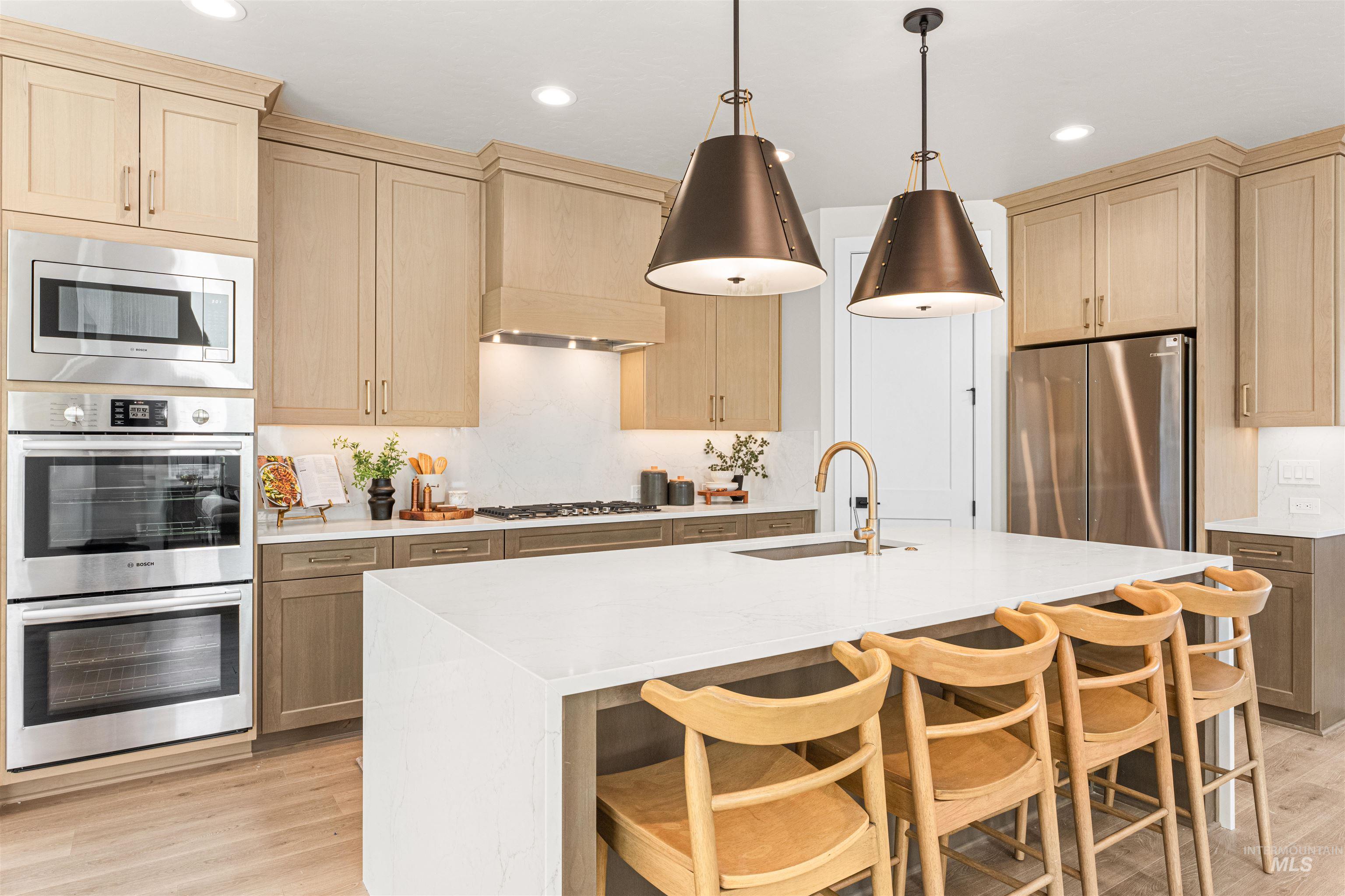 1009 W Malbar St., Meridian, Idaho 83646, 5 Bedrooms, 3.5 Bathrooms, Residential For Sale, Price $844,900, 98956998