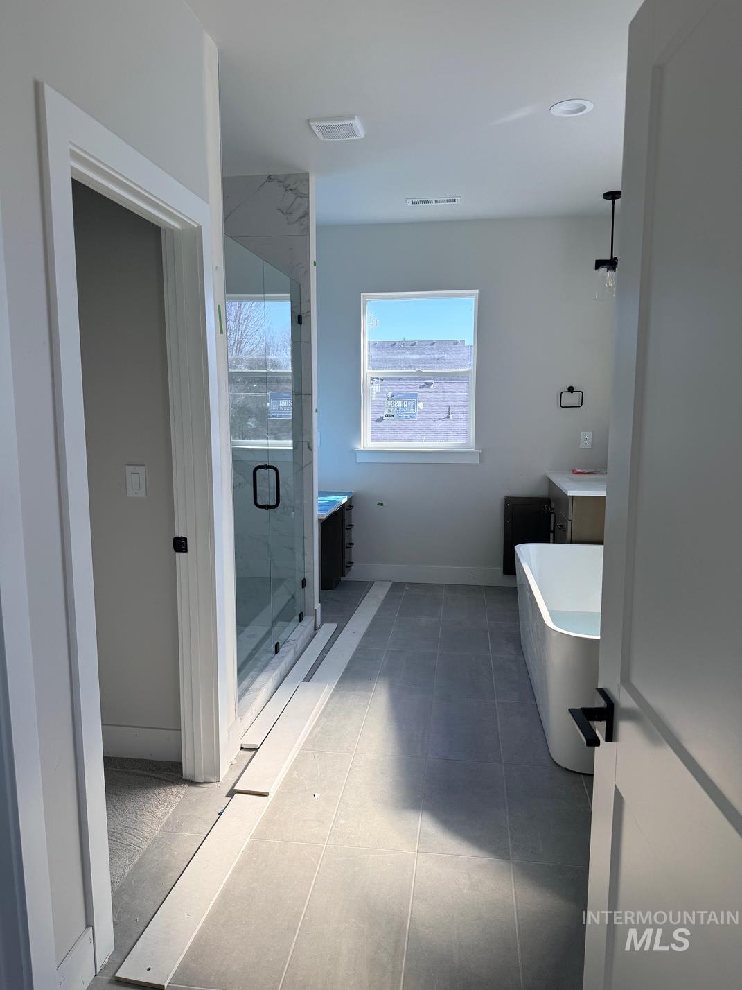 985 W Malbar St., Meridian, Idaho 83646, 4 Bedrooms, 3 Bathrooms, Residential For Sale, Price $774,900, 98957010