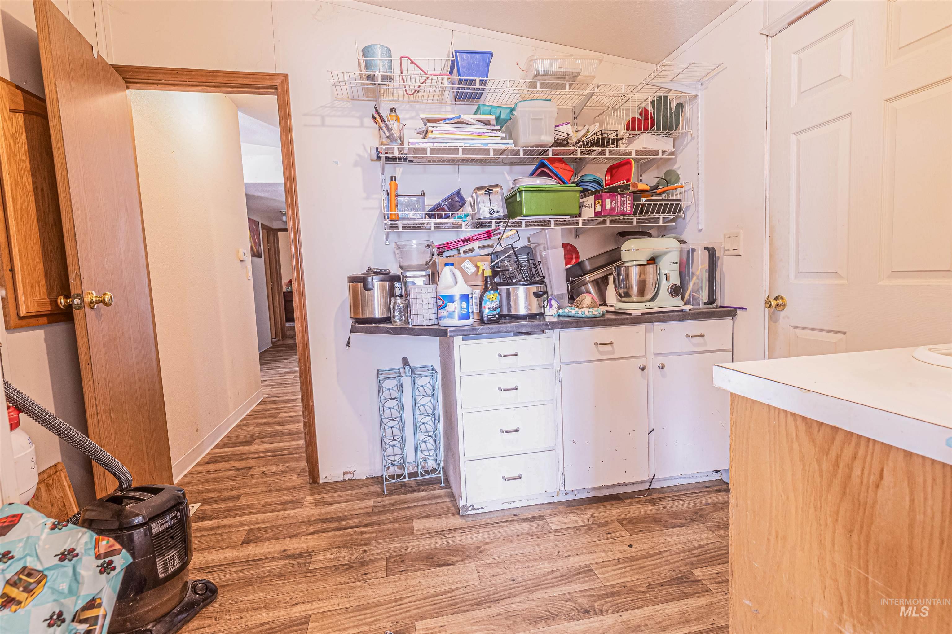 21710 Wood Ln., Parma, Idaho 83660, 3 Bedrooms, 2 Bathrooms, Residential For Sale, Price $390,000,MLS 98957021